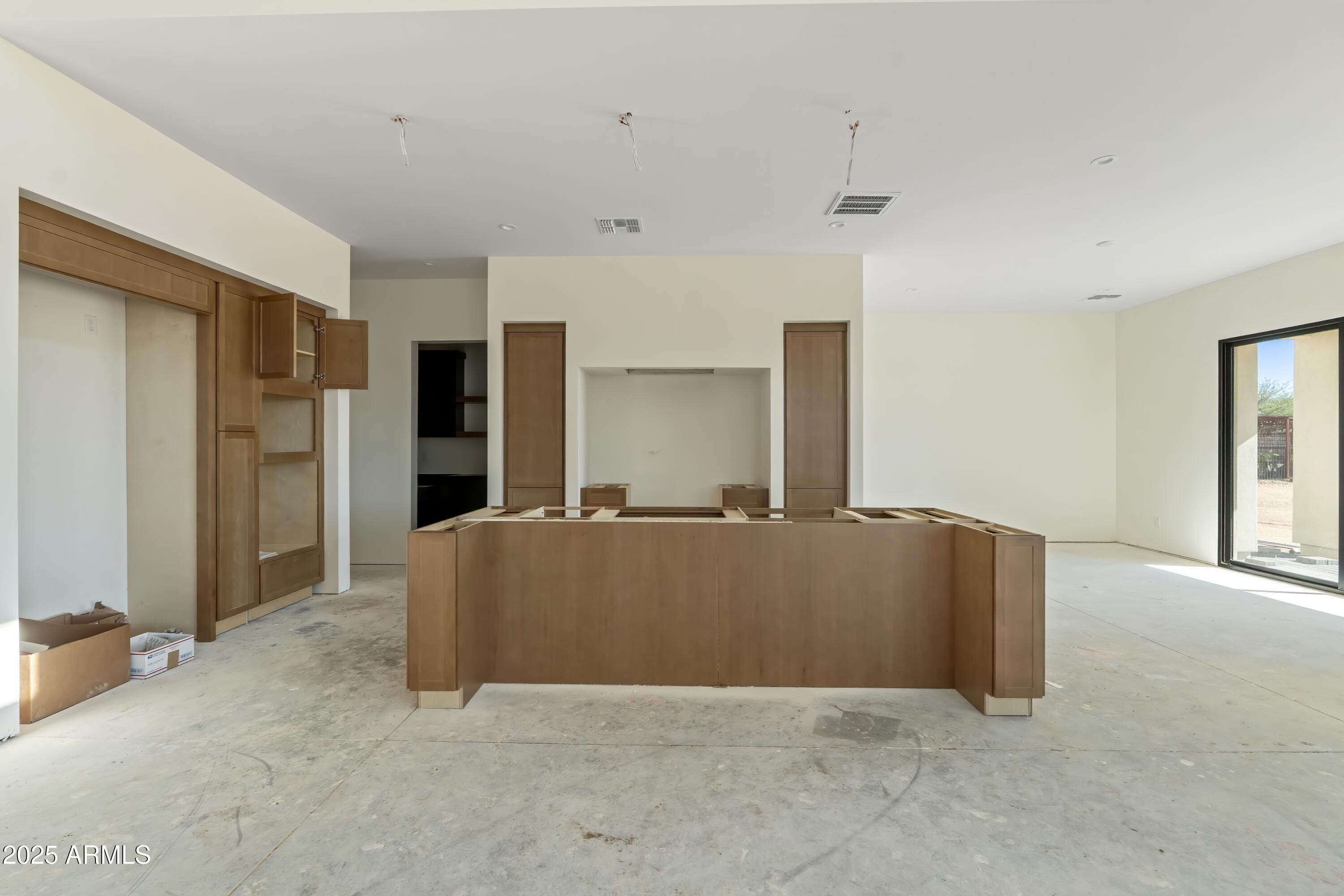 6615 E DOVE VALLEY Road