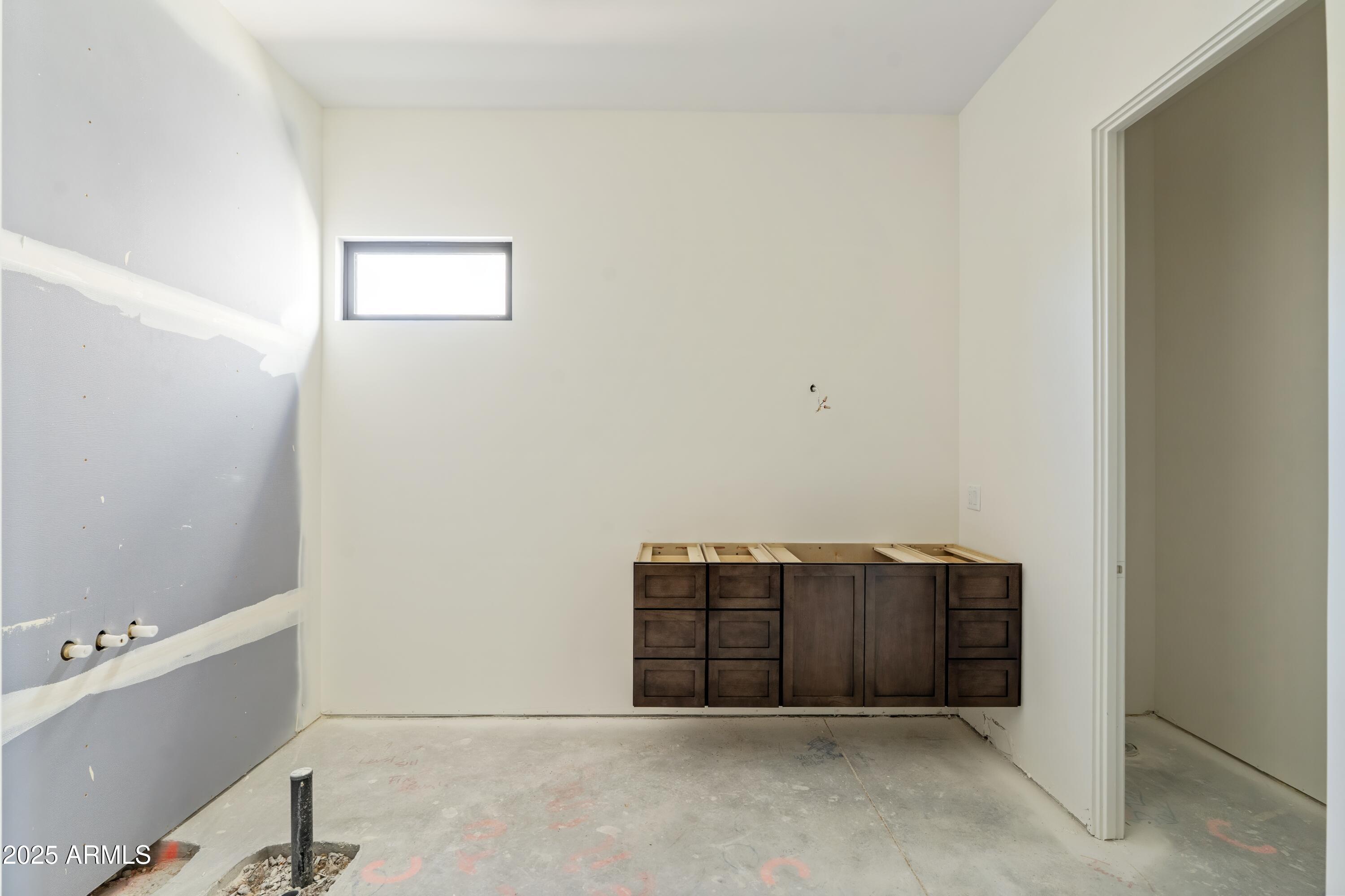 6615 E DOVE VALLEY Road