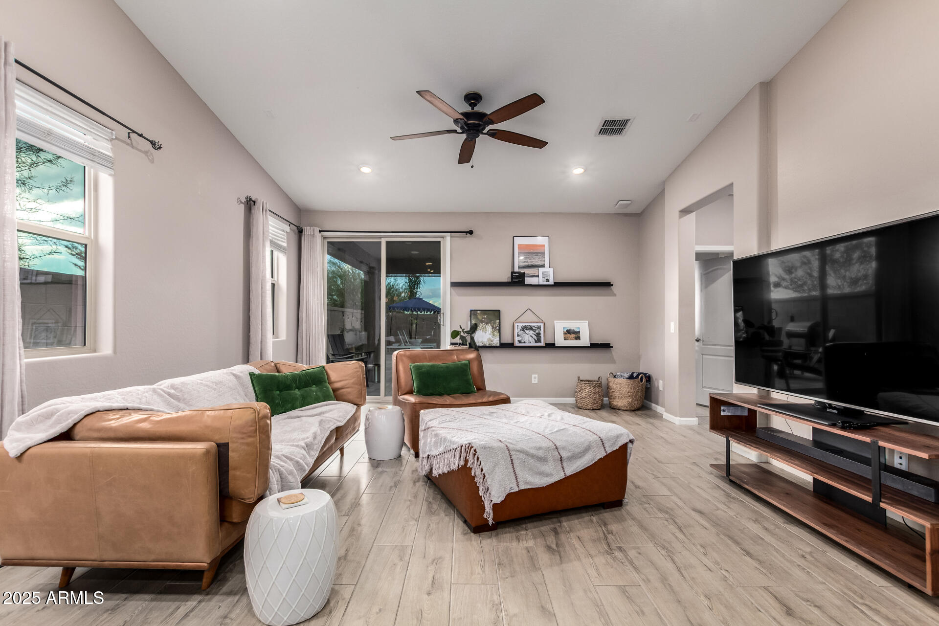 11702 E MASSAI Point