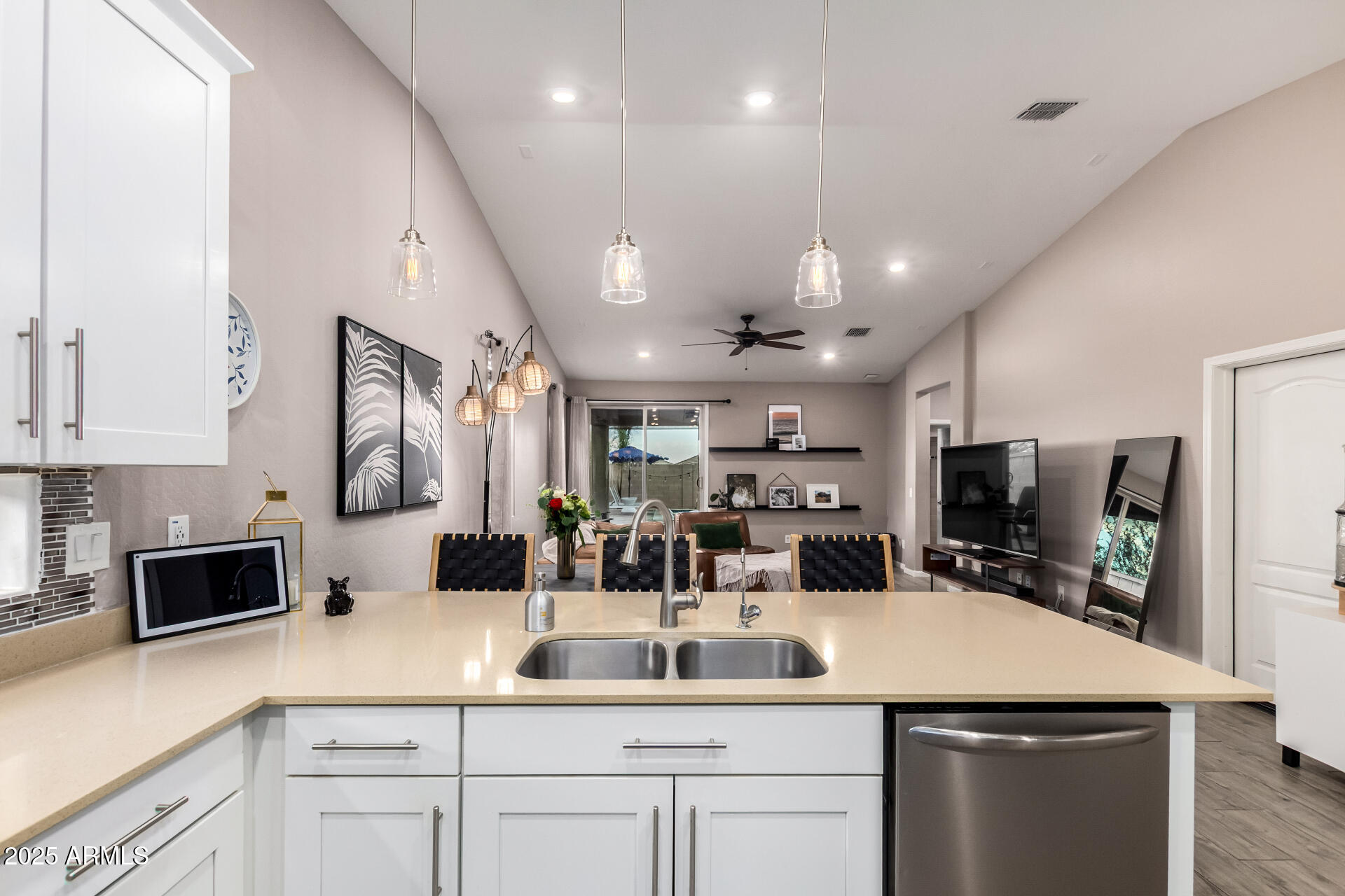 11702 E MASSAI Point