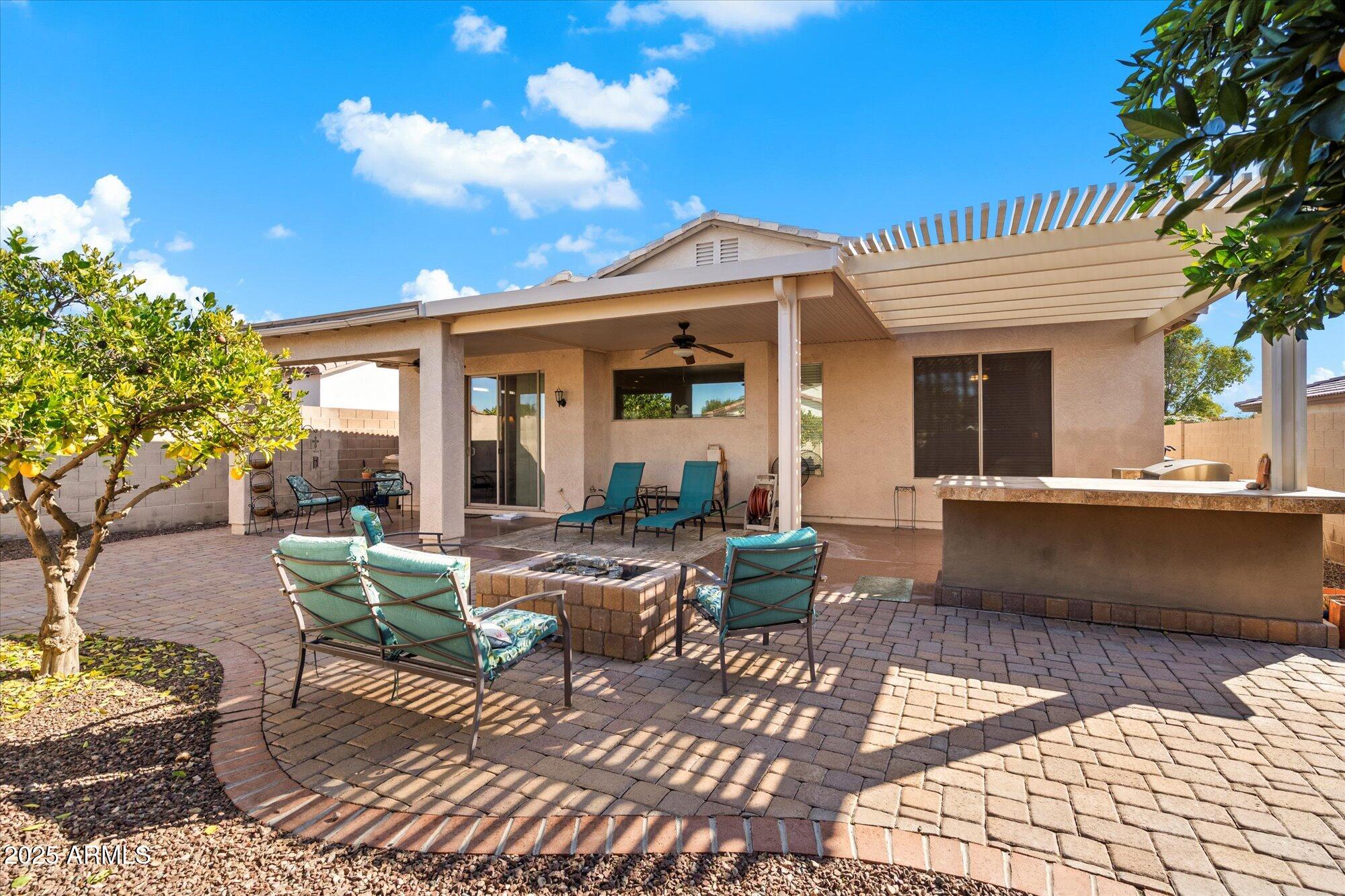 11008 W CIMARRON Drive