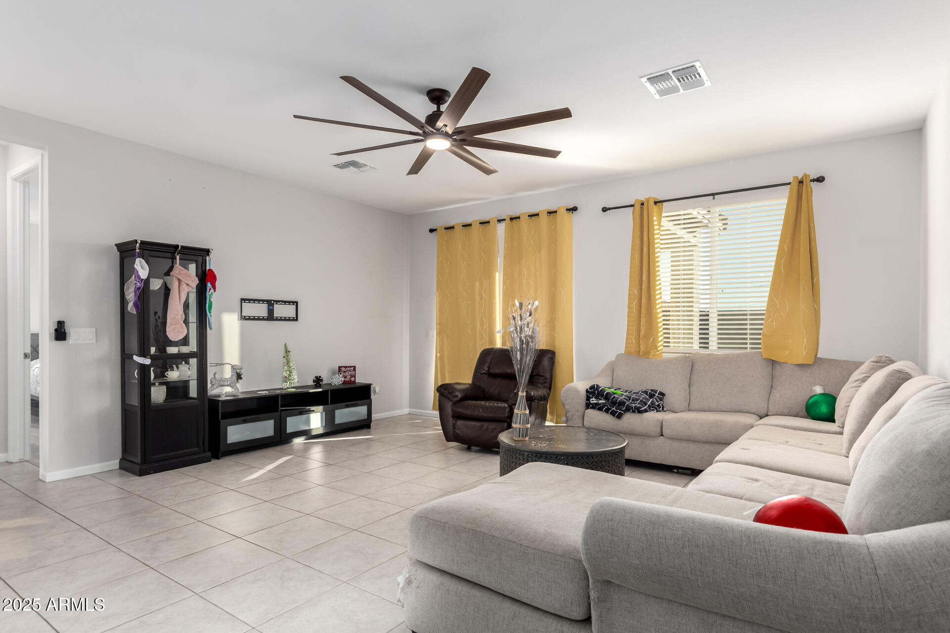 24591 W MOHAVE Street