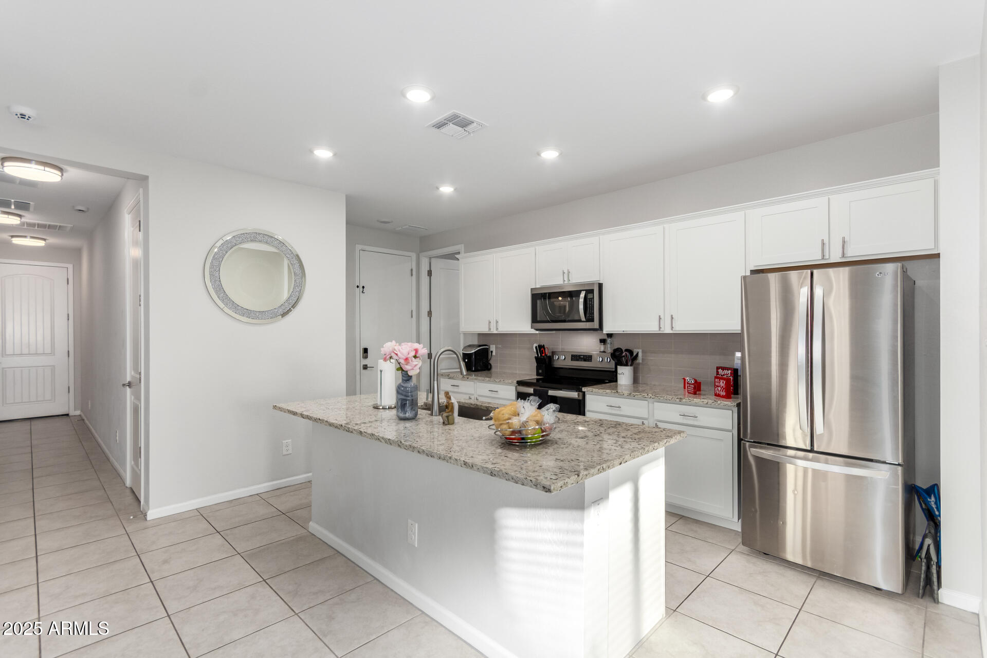 24591 W MOHAVE Street