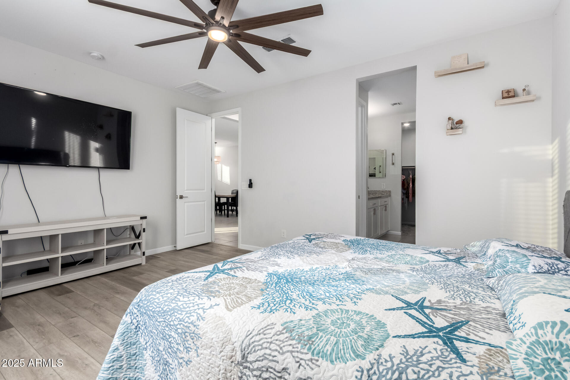 24591 W MOHAVE Street