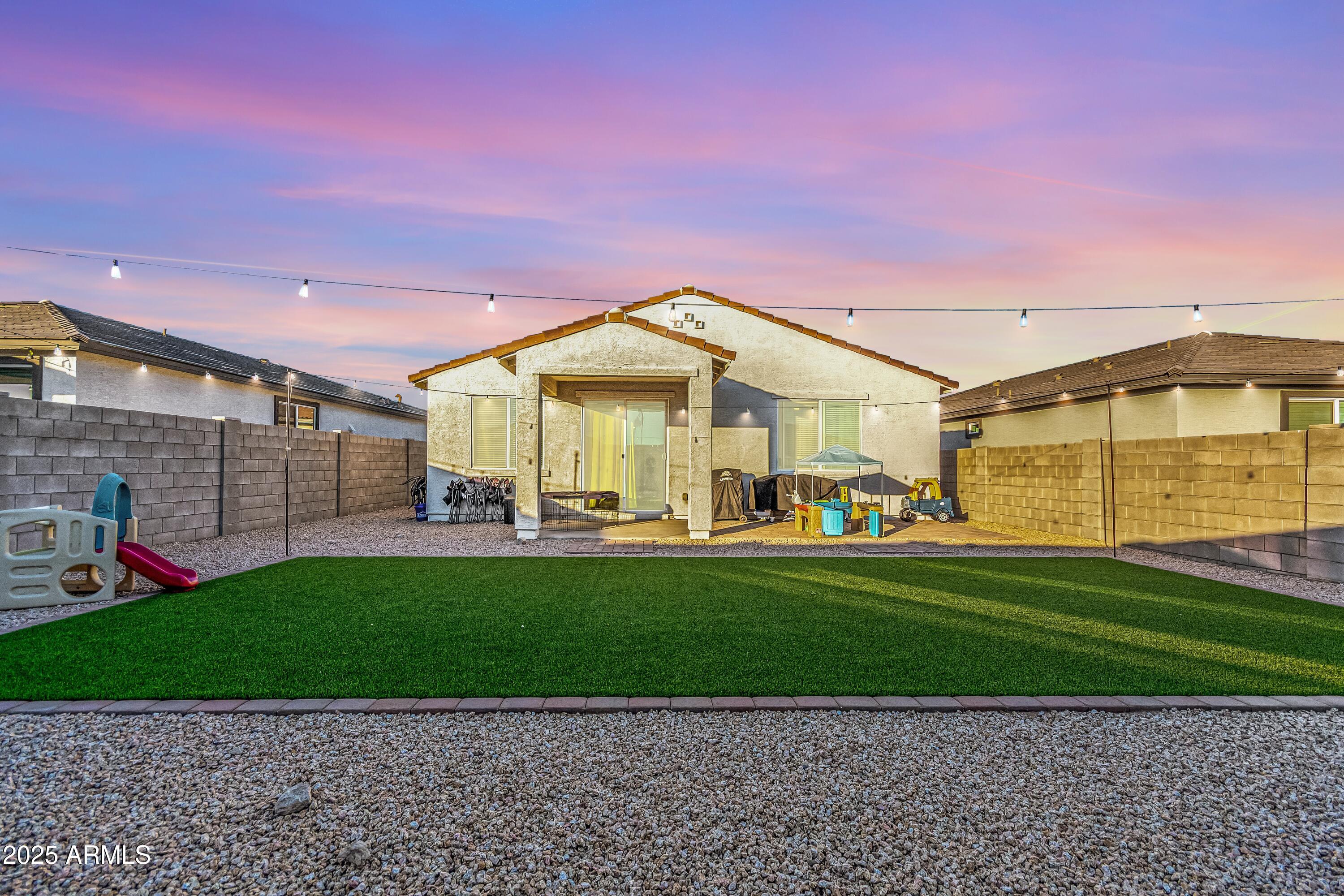 24591 W MOHAVE Street