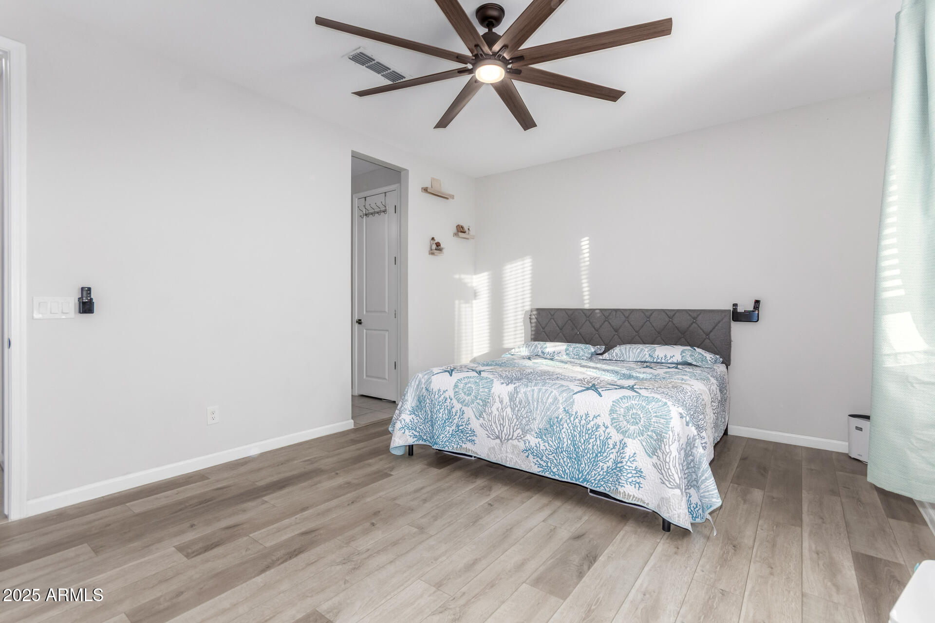 24591 W MOHAVE Street