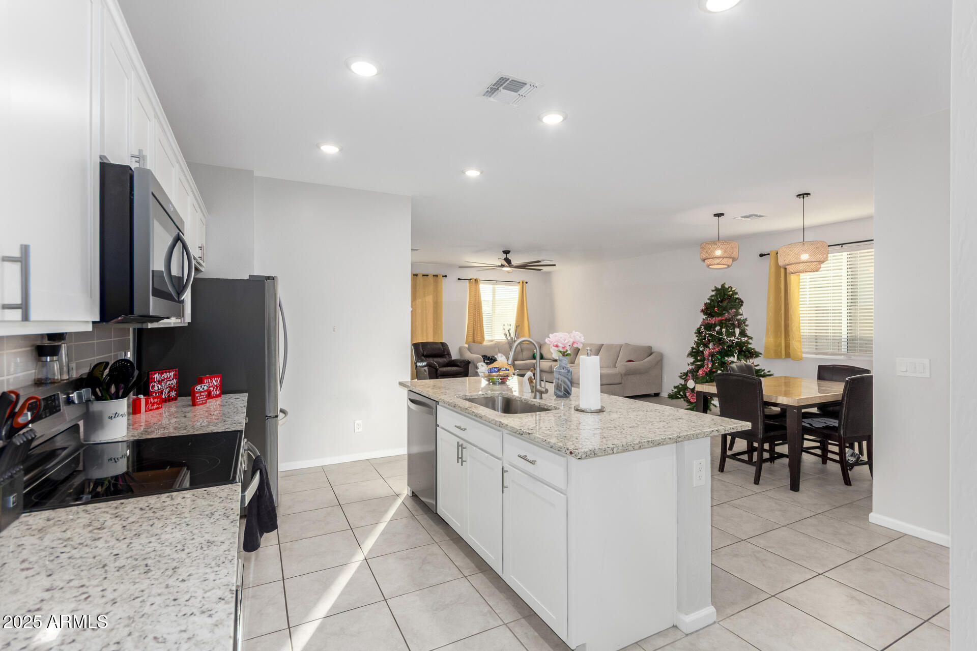 24591 W MOHAVE Street