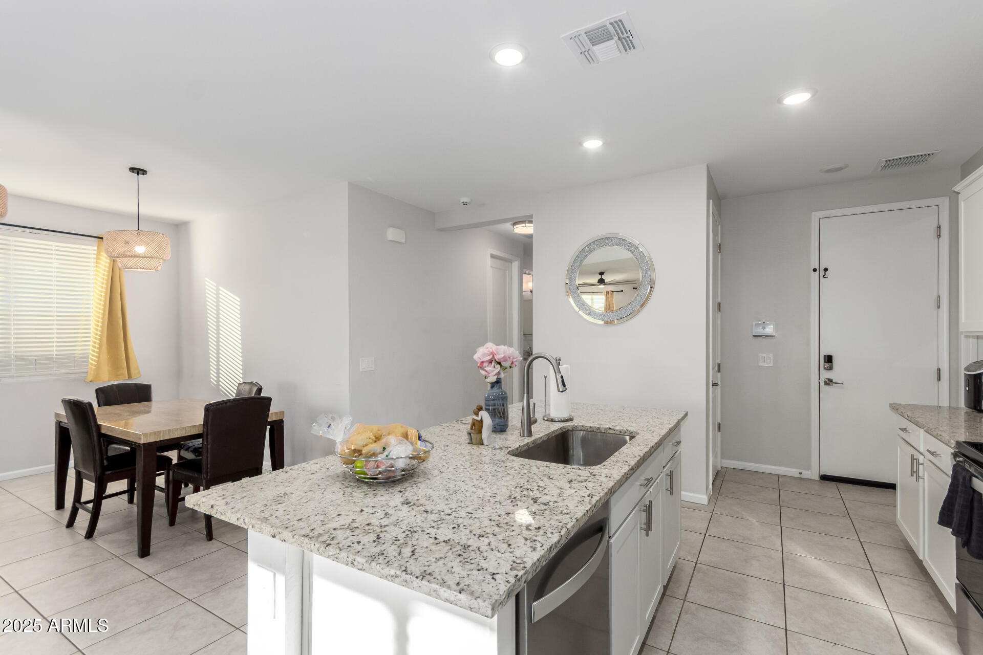 24591 W MOHAVE Street