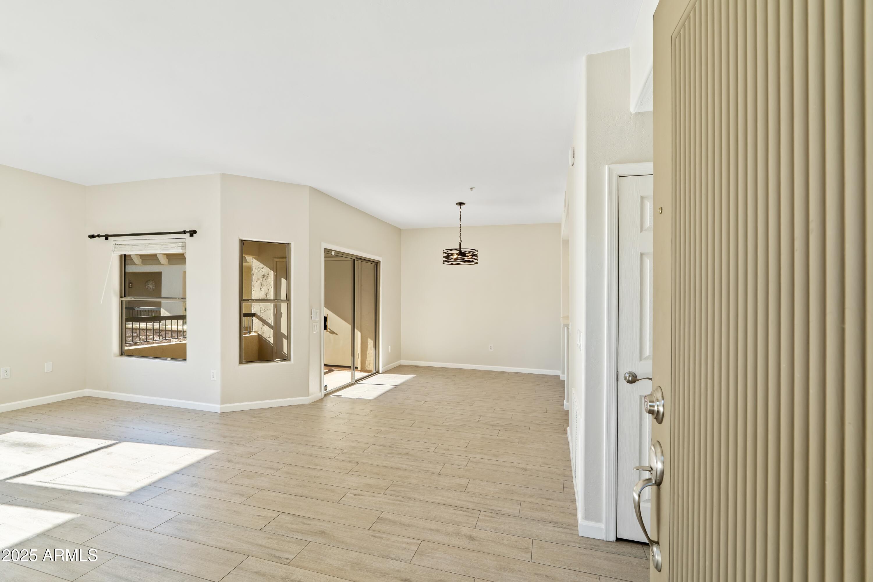 19700 N 76TH Street 2105