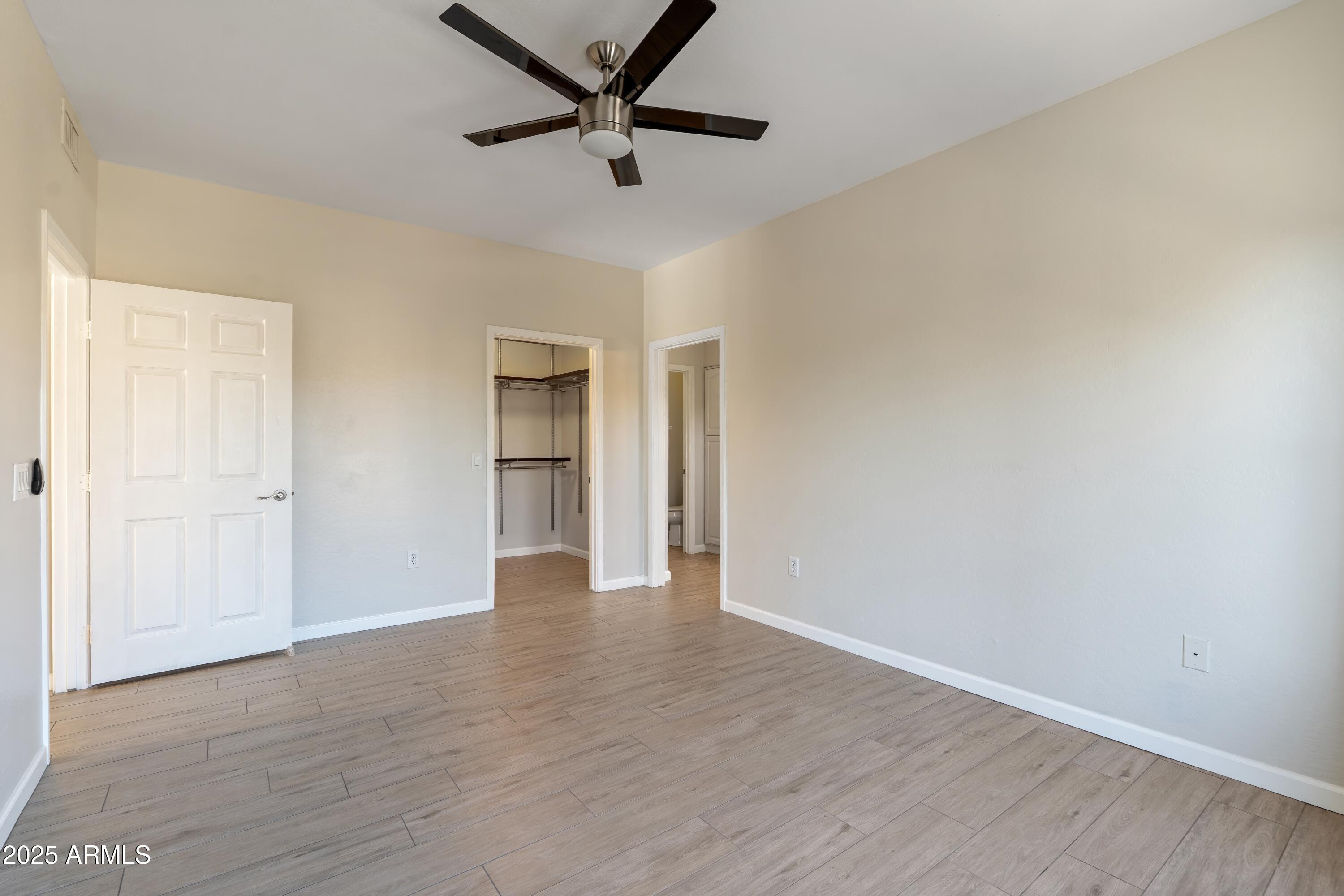 19700 N 76TH Street 2105