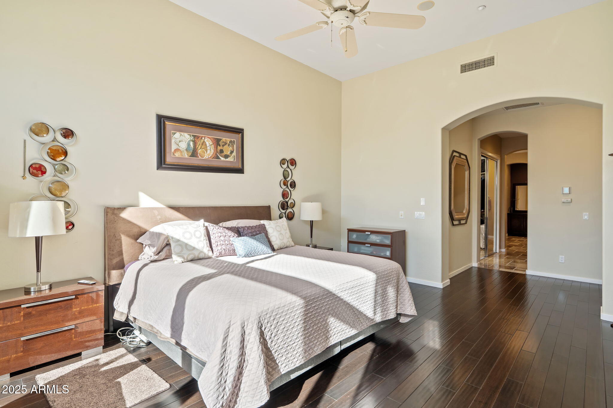 7699 E FLEDGLING Drive