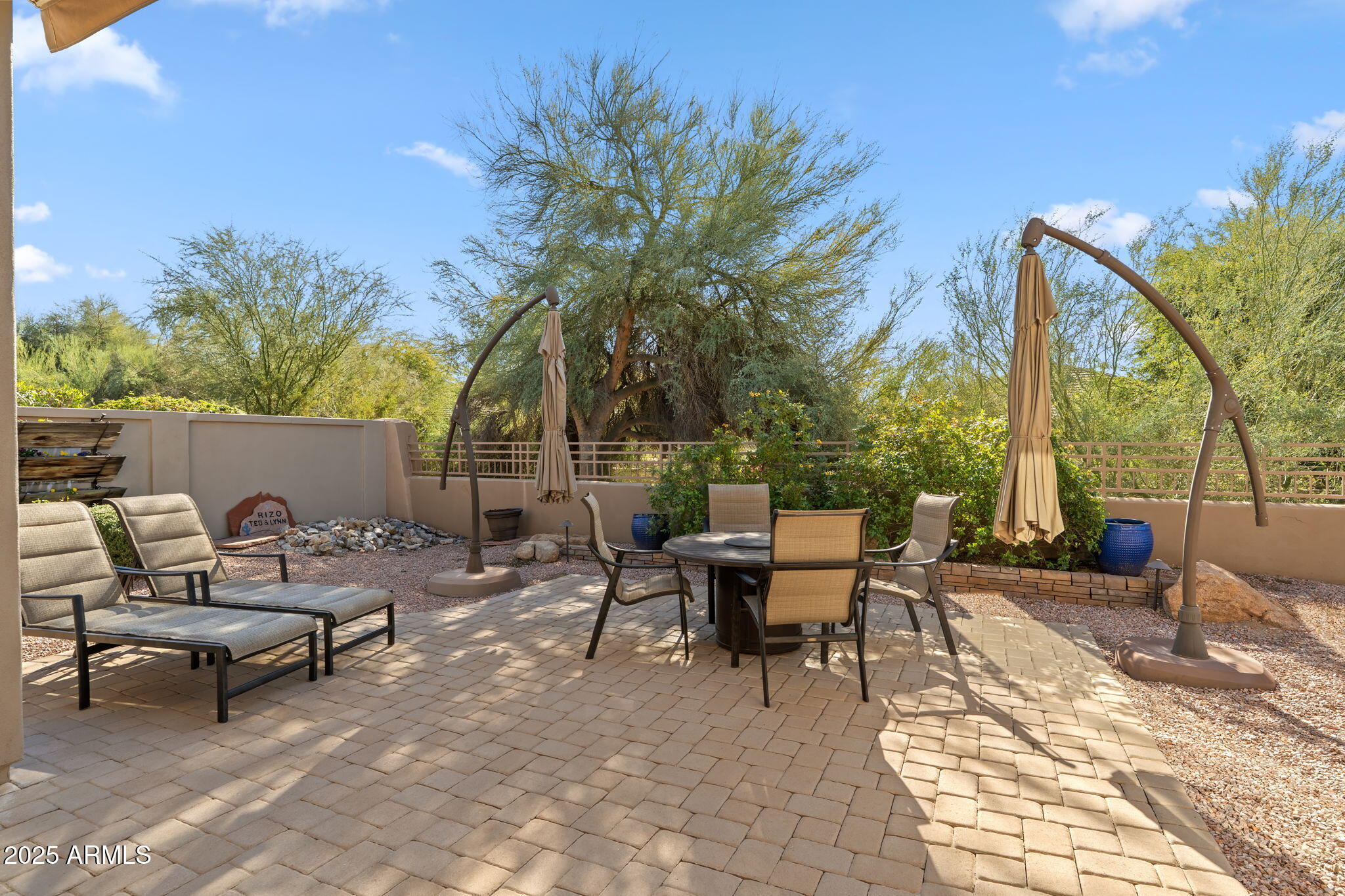 7699 E FLEDGLING Drive