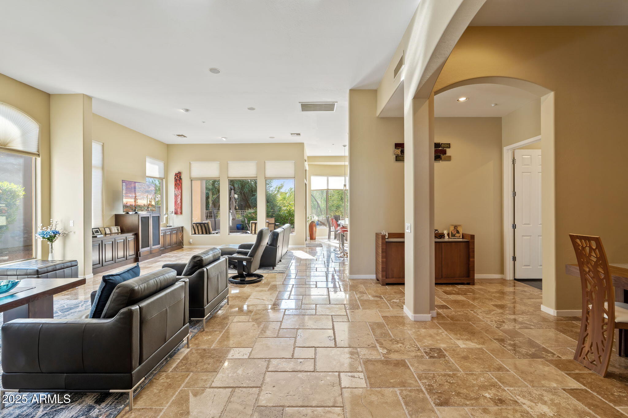 7699 E FLEDGLING Drive