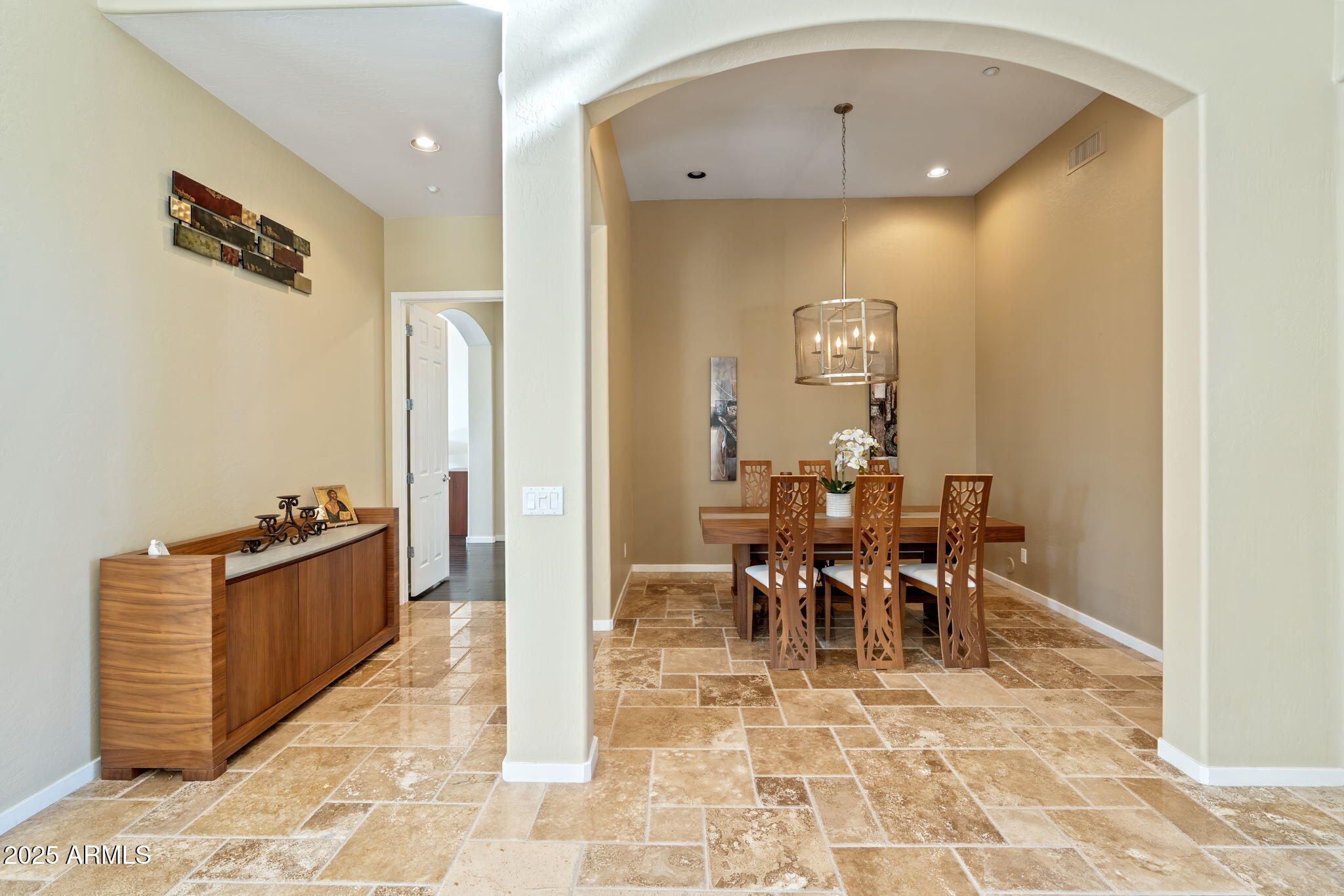 7699 E FLEDGLING Drive