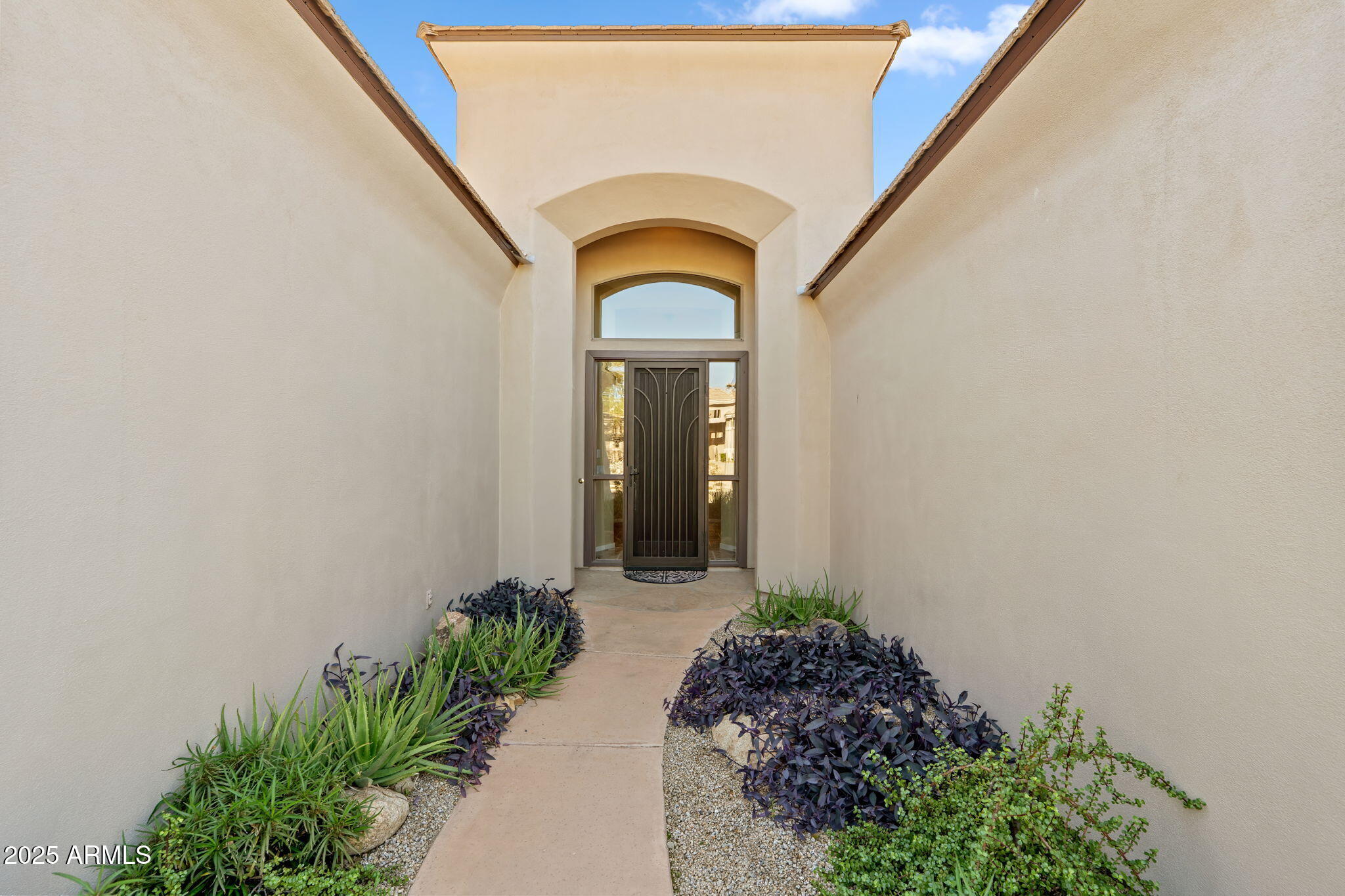 7699 E FLEDGLING Drive