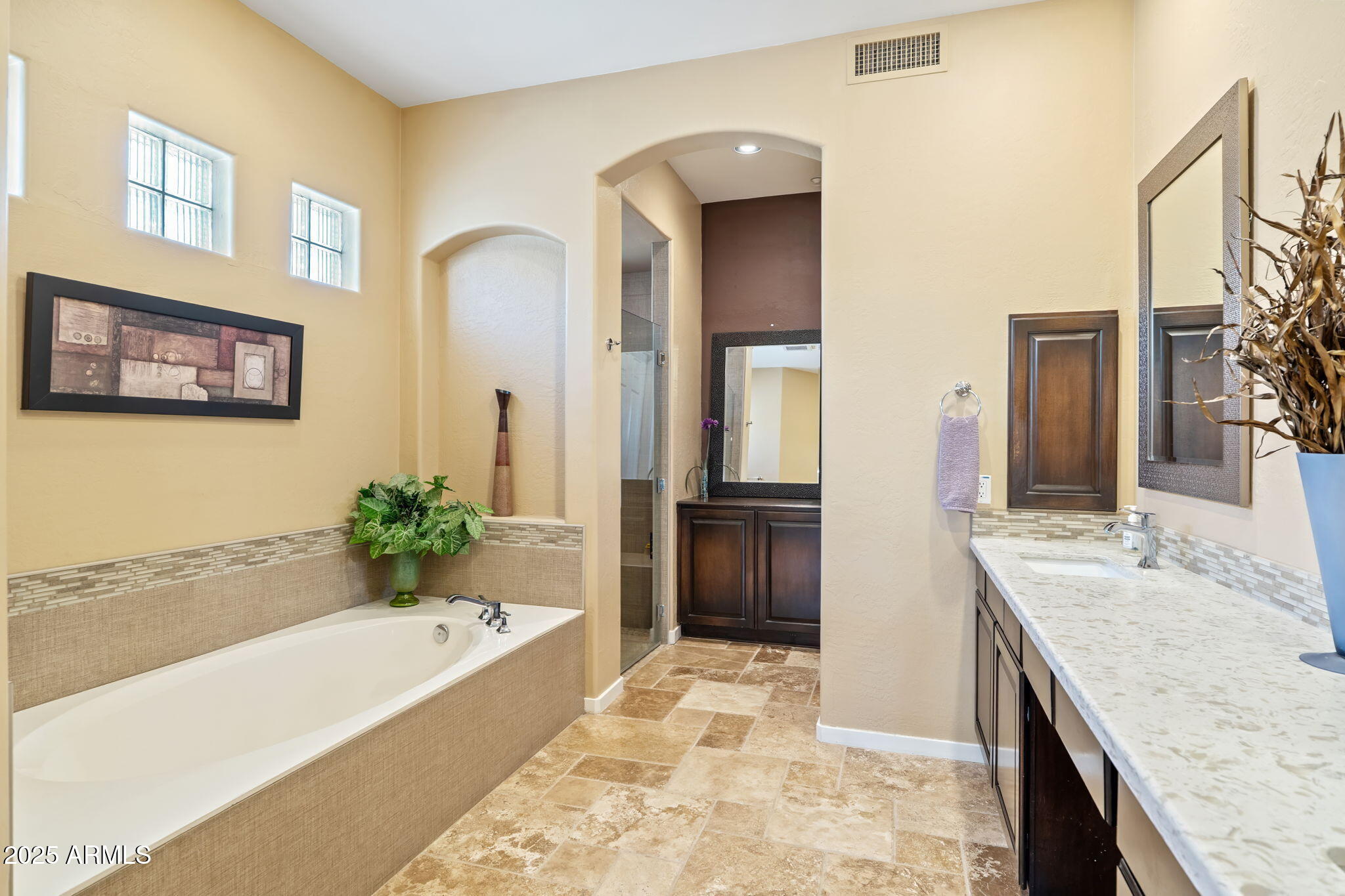 7699 E FLEDGLING Drive