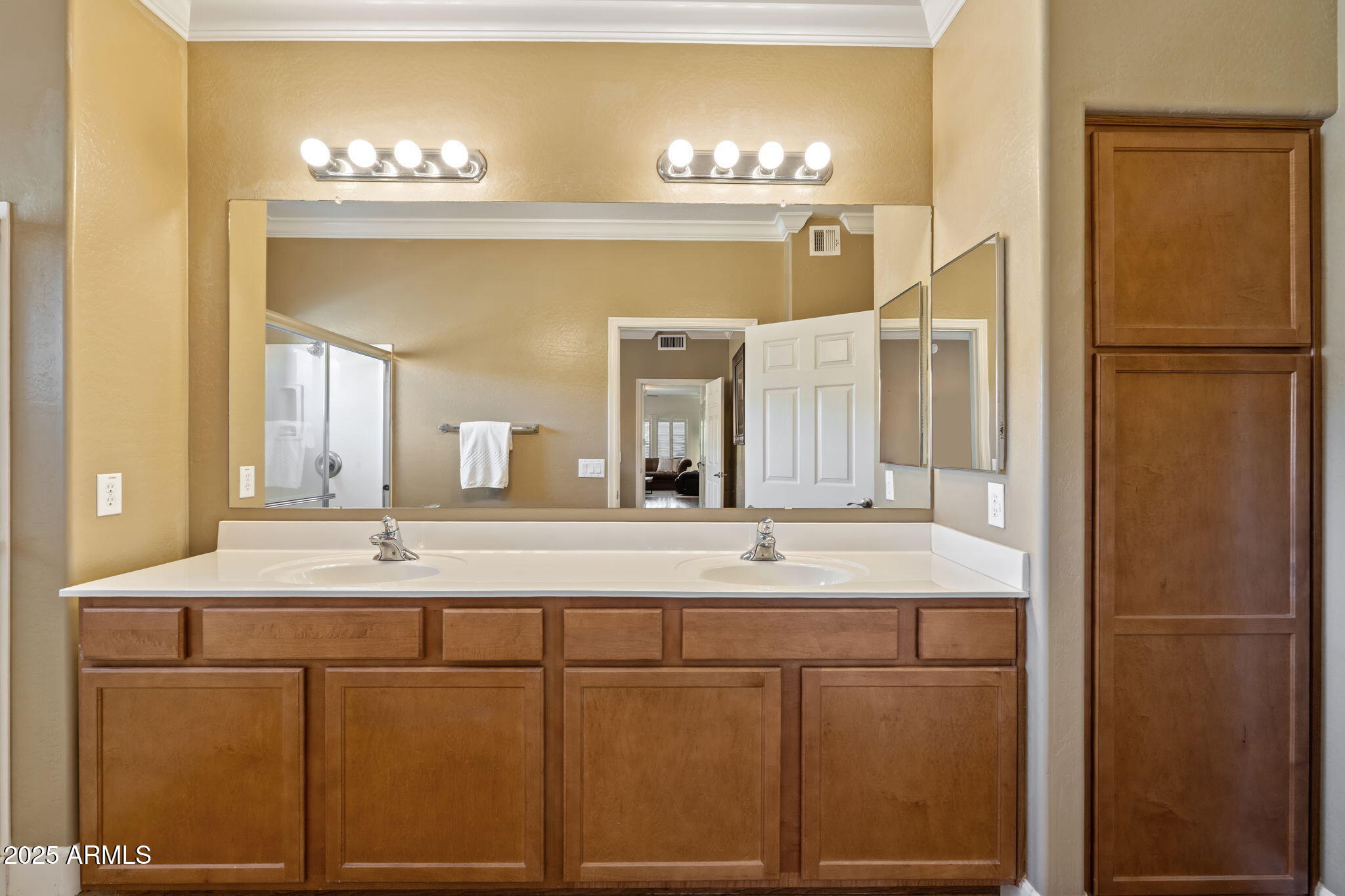 19700 N 76TH Street 2183