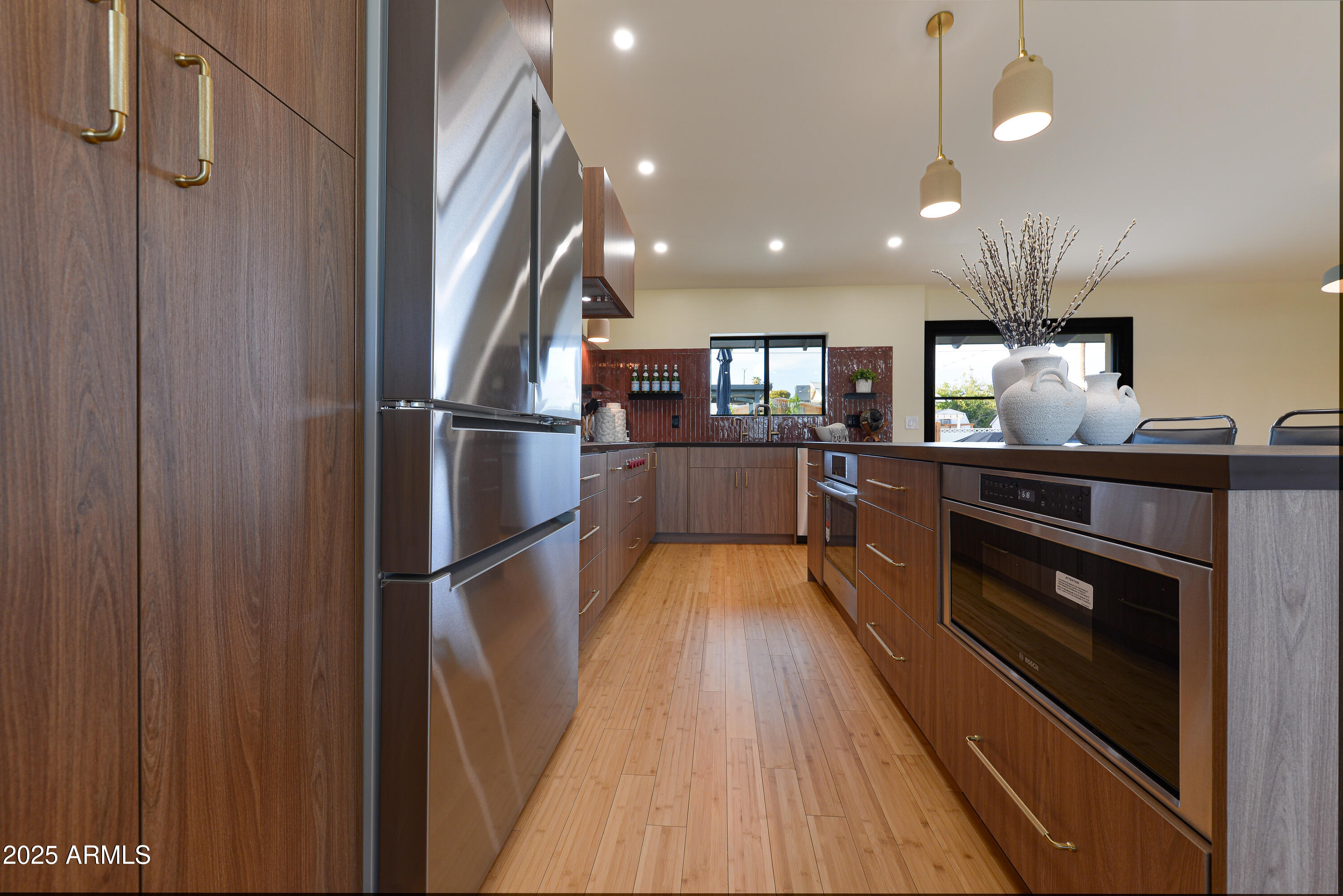 8532 E SAN MIGUEL Avenue