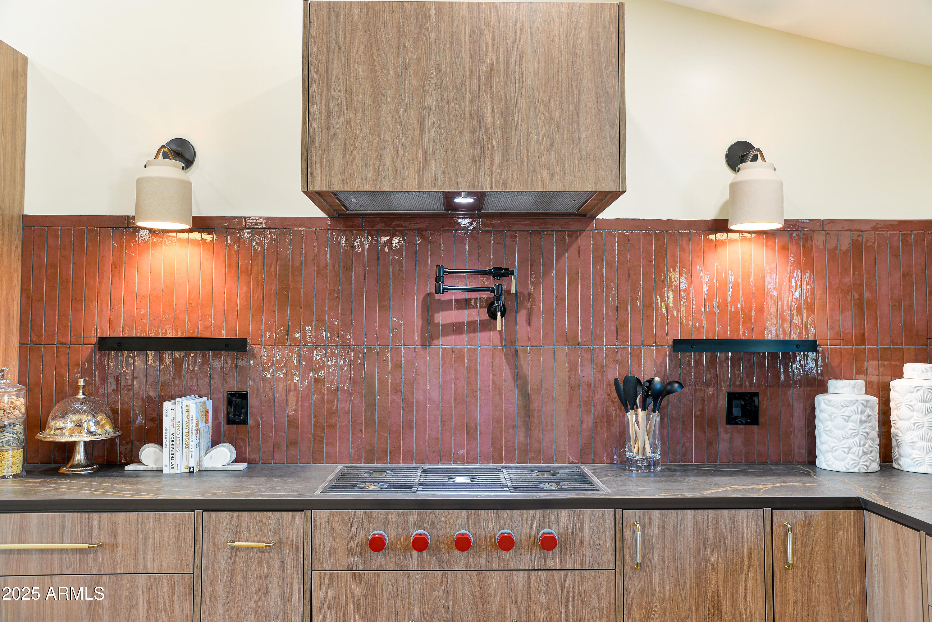 8532 E SAN MIGUEL Avenue