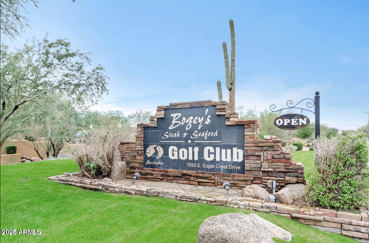 7304 E NORTHRIDGE Circle