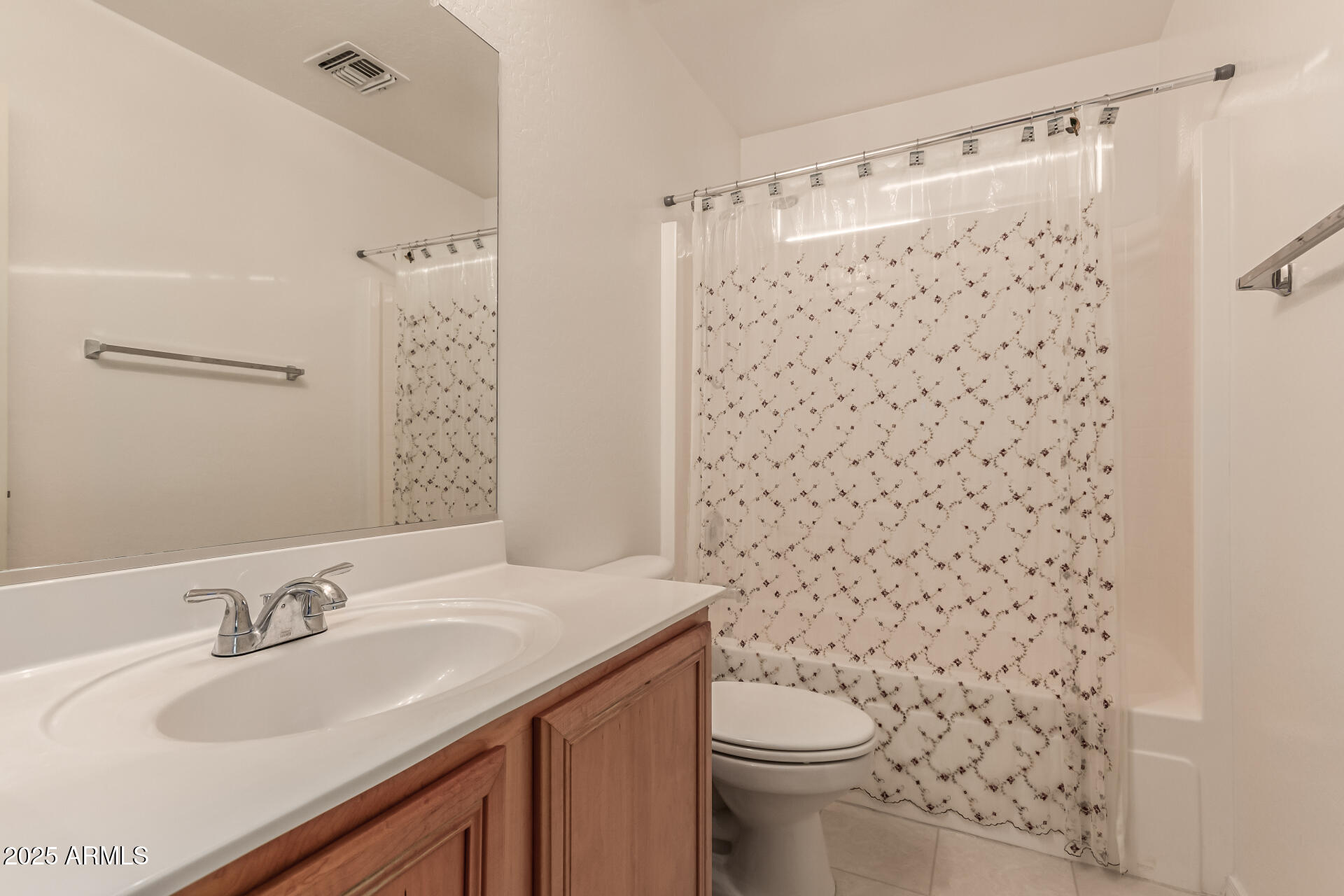 7304 E NORTHRIDGE Circle