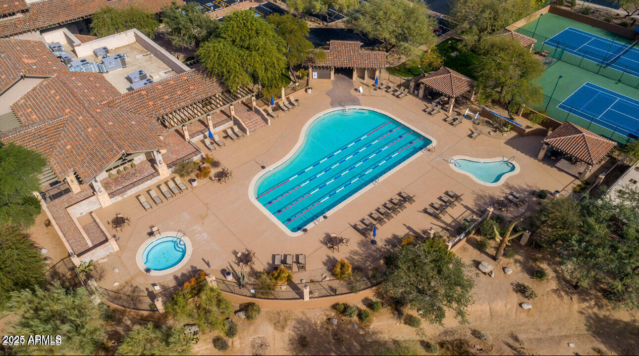 7304 E NORTHRIDGE Circle