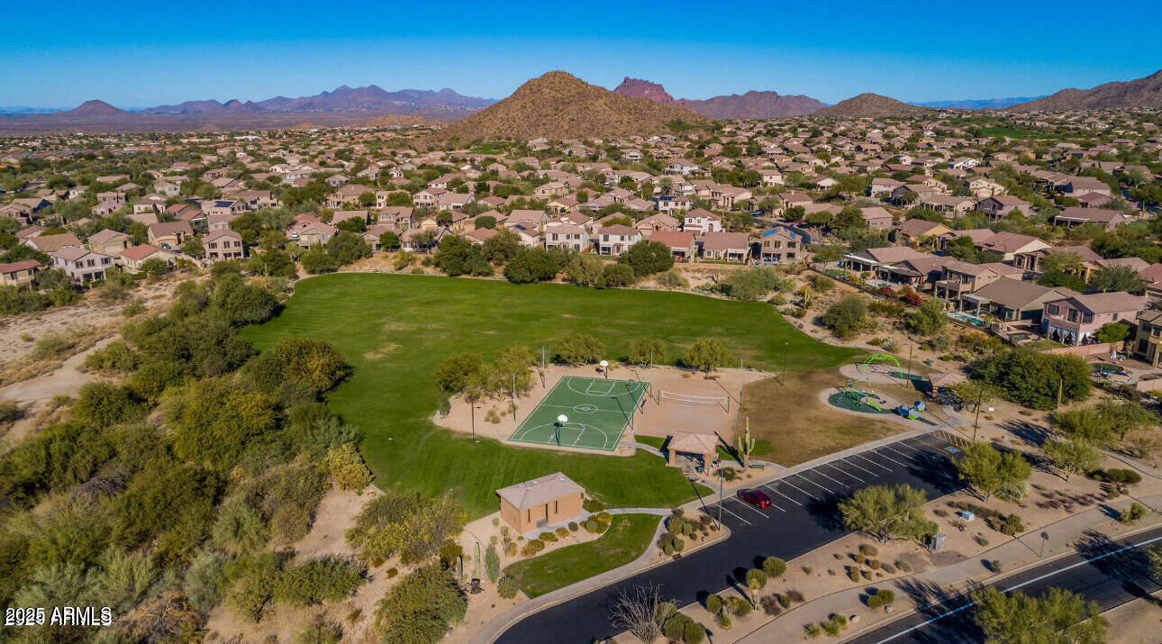 7304 E NORTHRIDGE Circle