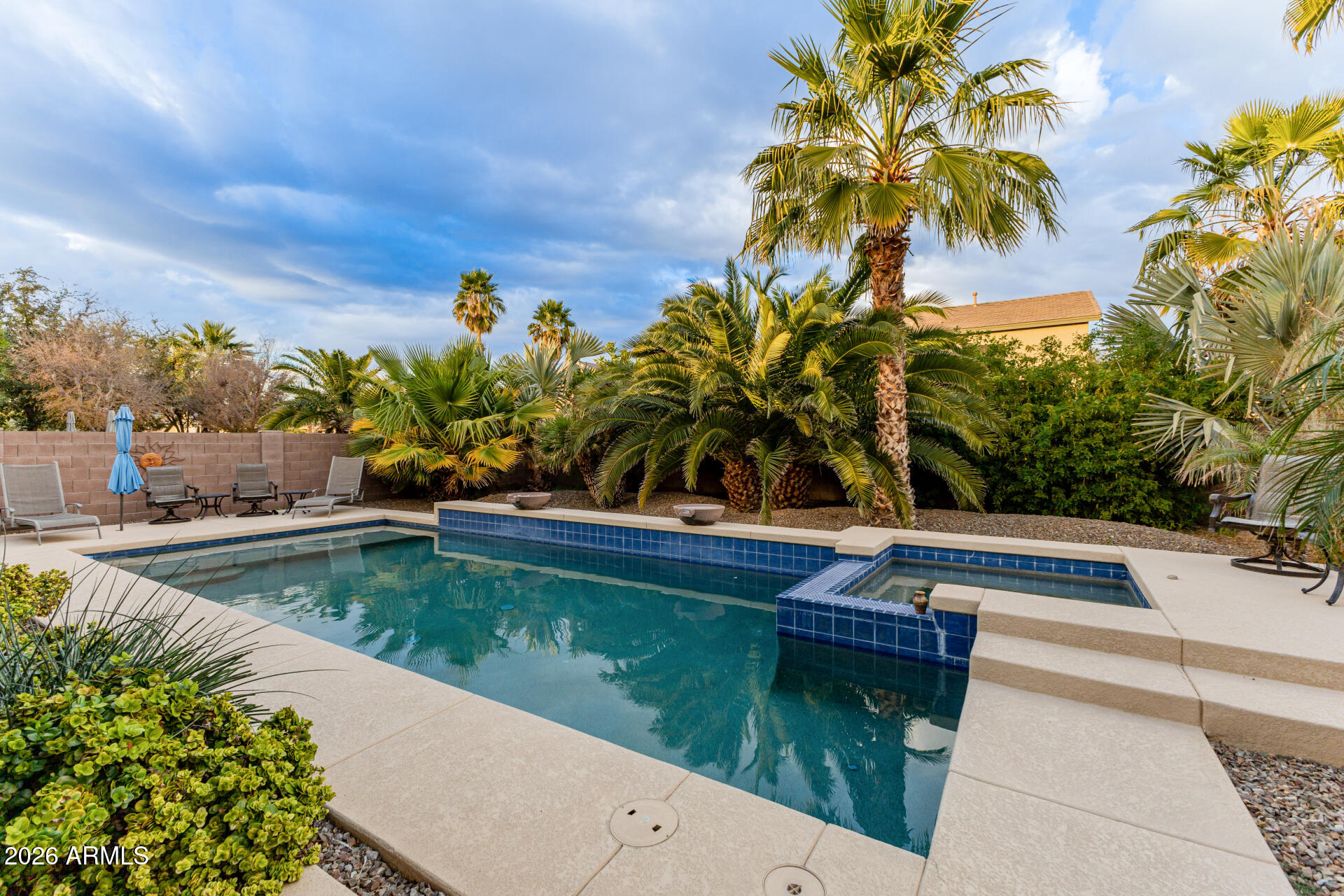 44192 W CANYON CREEK Drive