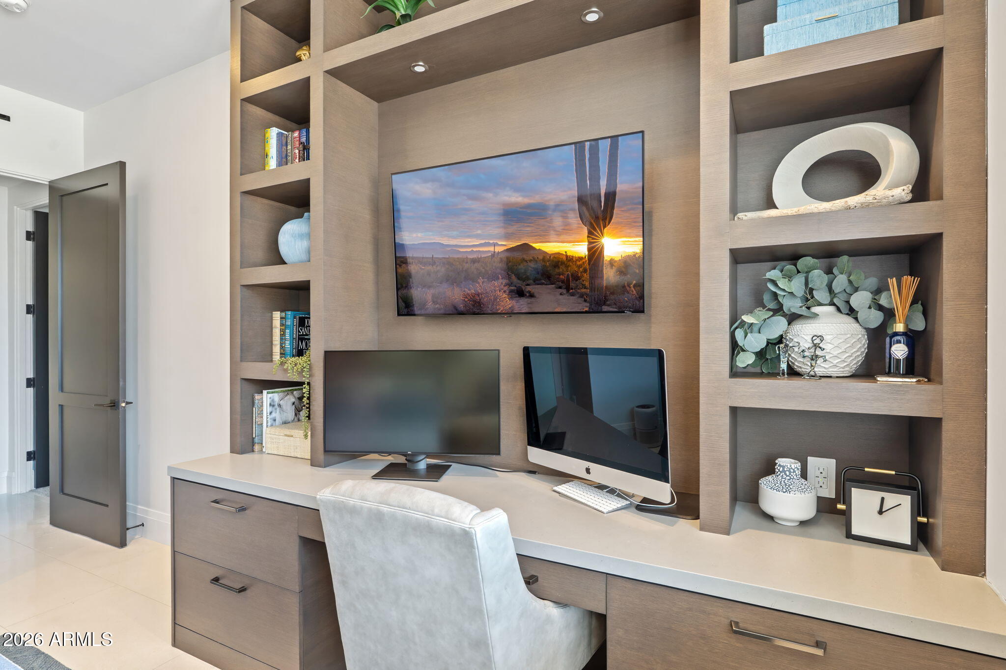 5547 E ARROYO VERDE Drive