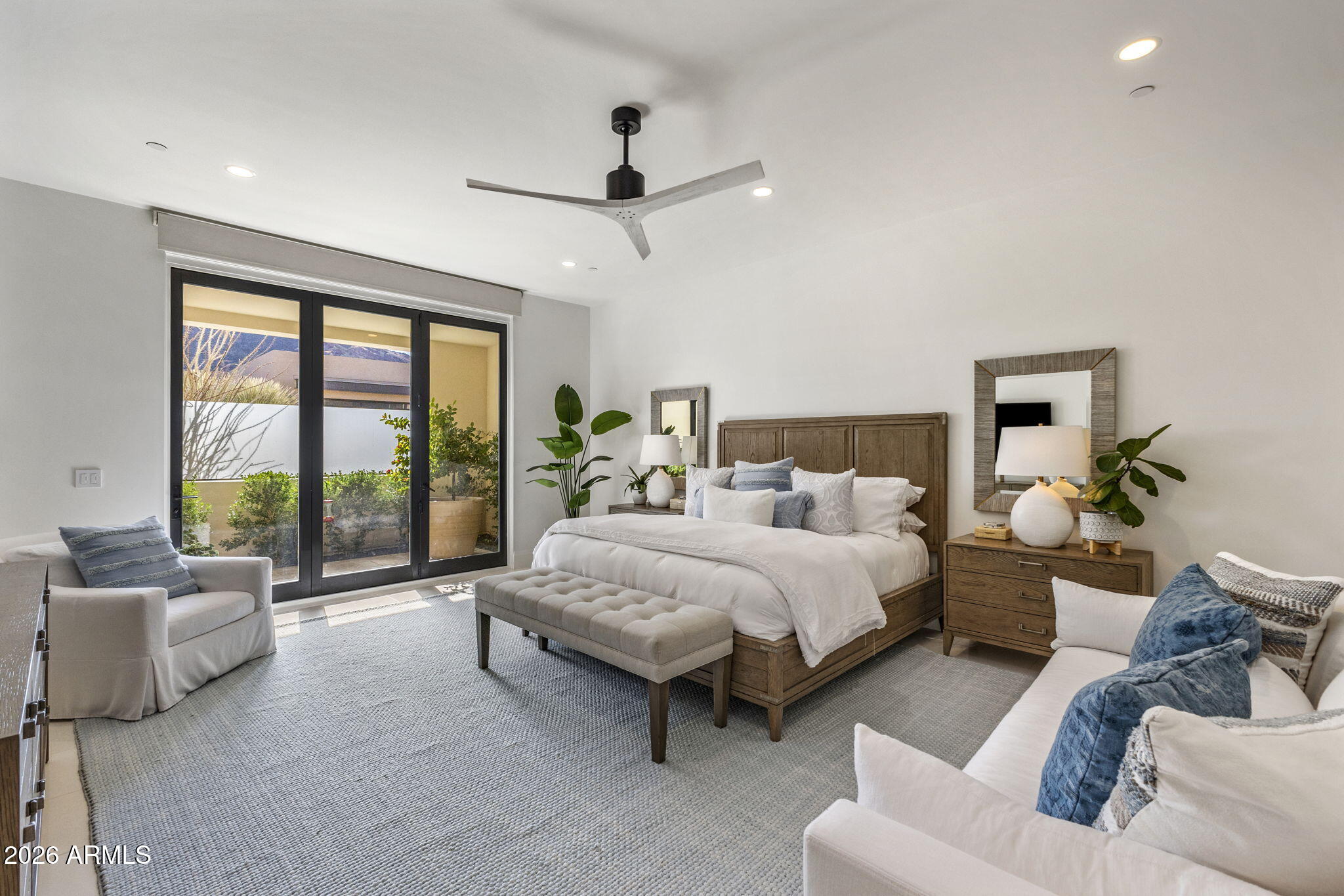 5547 E ARROYO VERDE Drive