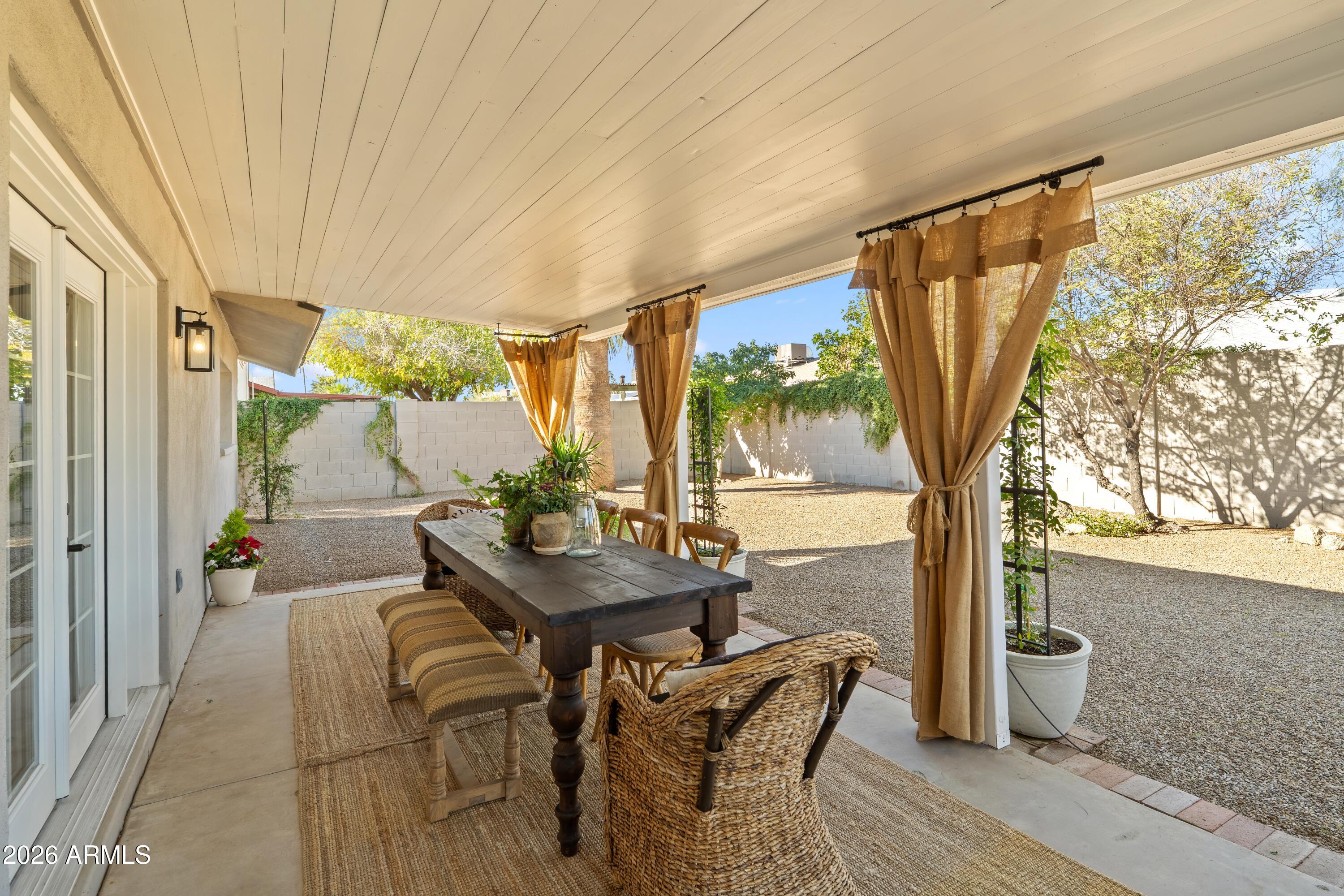 8238 E SAN MIGUEL Avenue