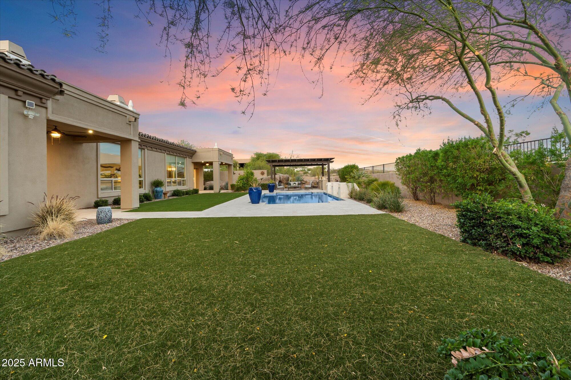 8599 E SAND FLOWER Drive