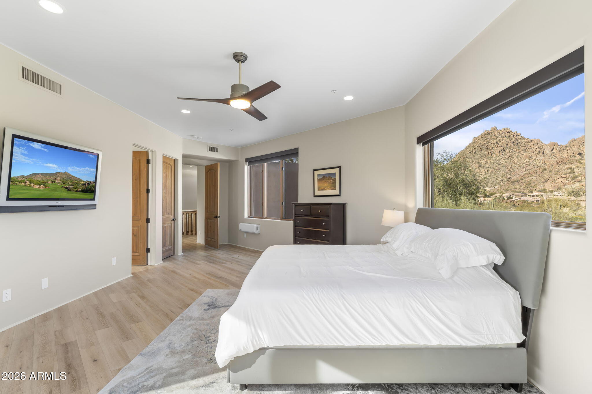 10801 E HAPPY VALLEY Road 114