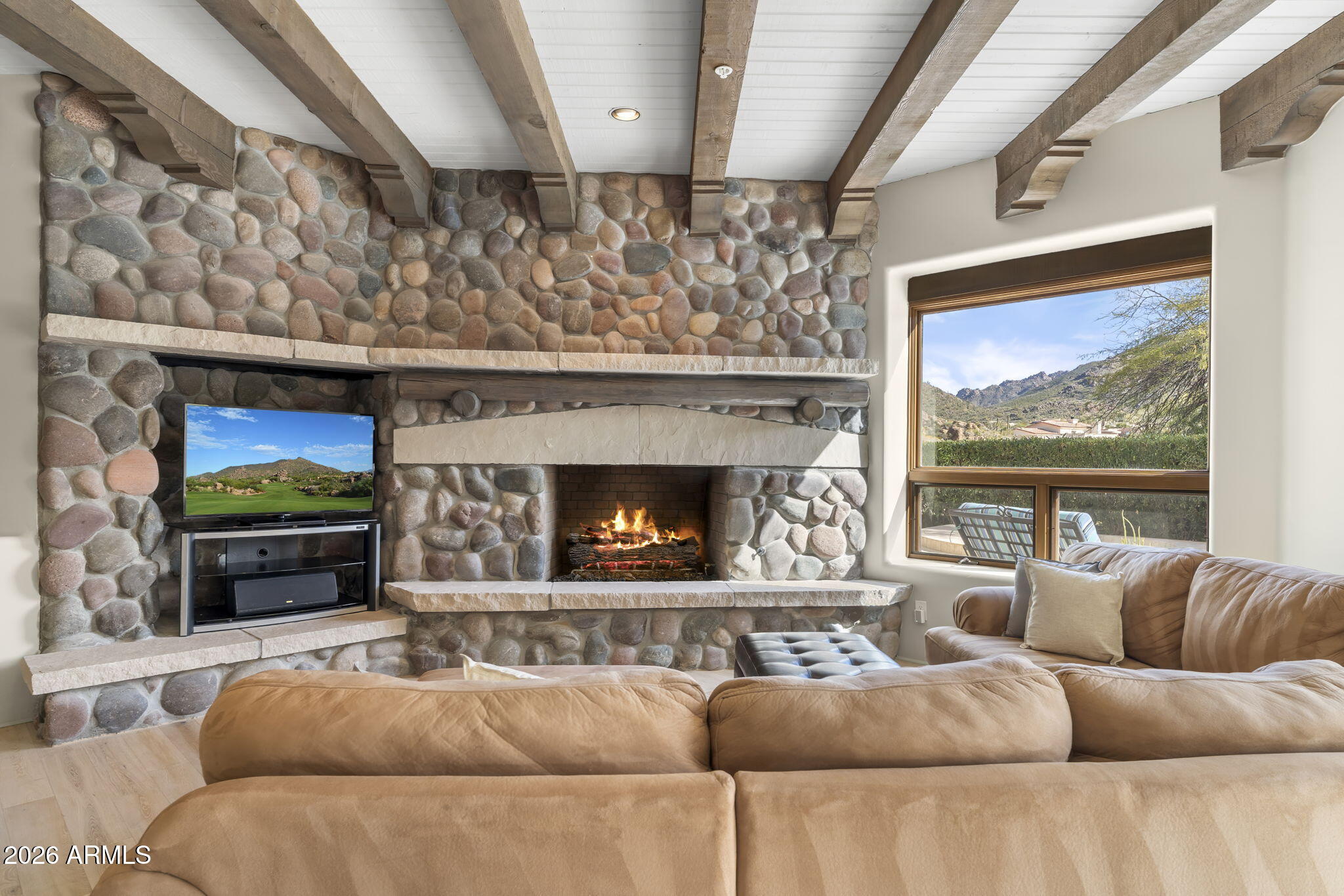 10801 E HAPPY VALLEY Road 114