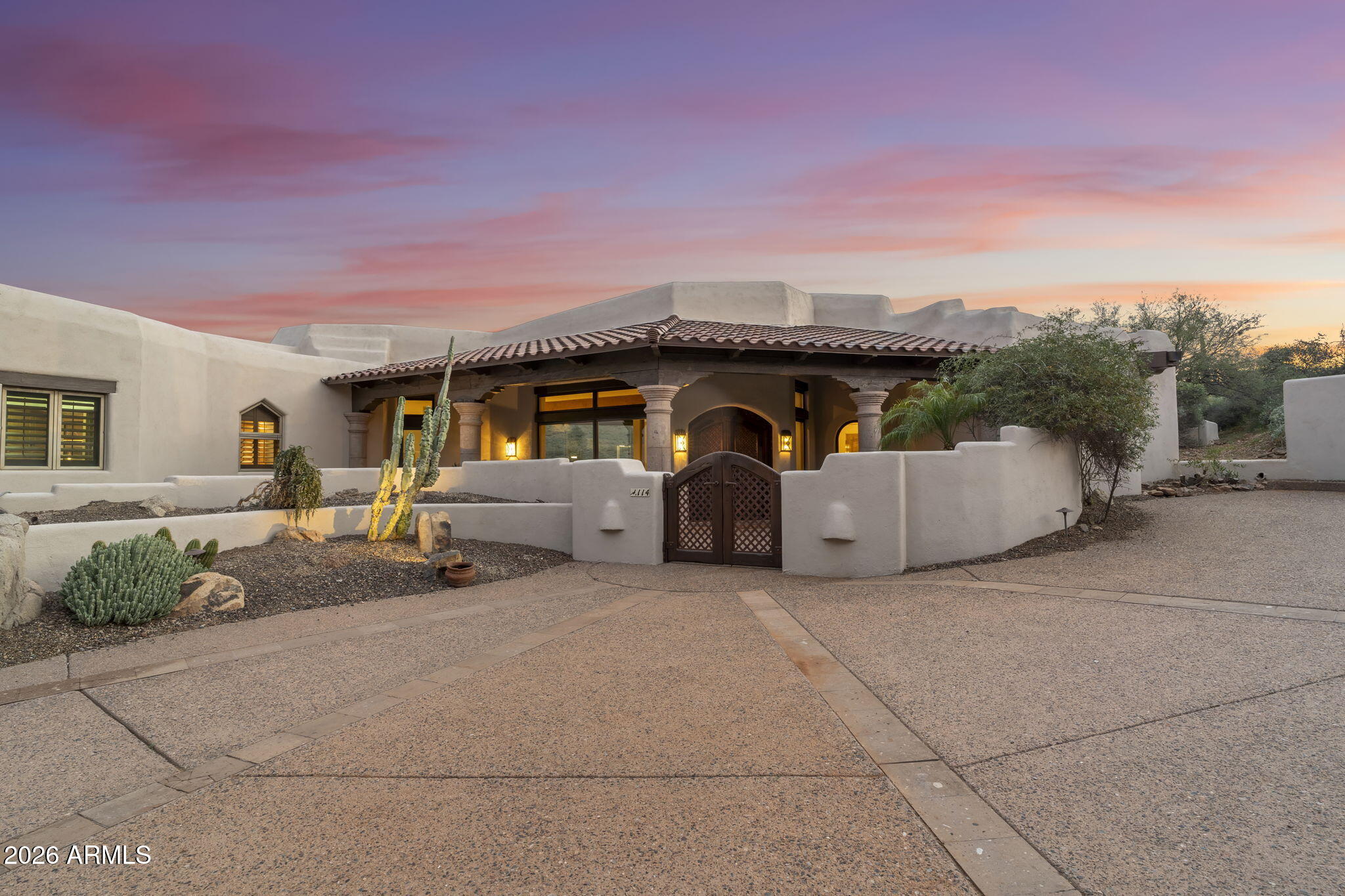 10801 E HAPPY VALLEY Road 114