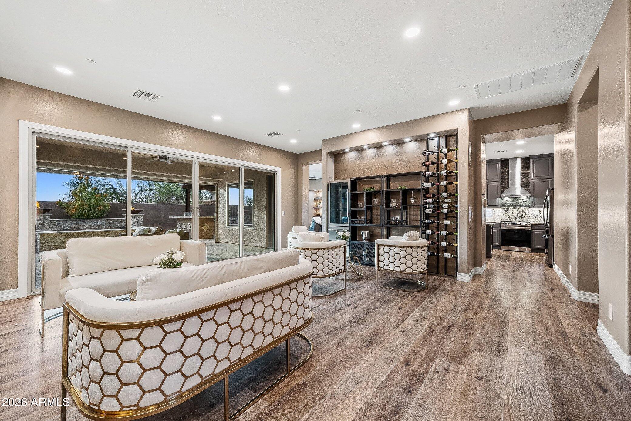 40722 N HARBOUR TOWN Court