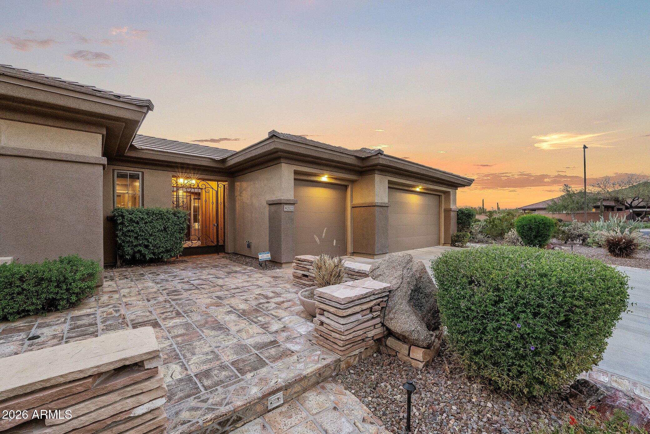 40722 N HARBOUR TOWN Court