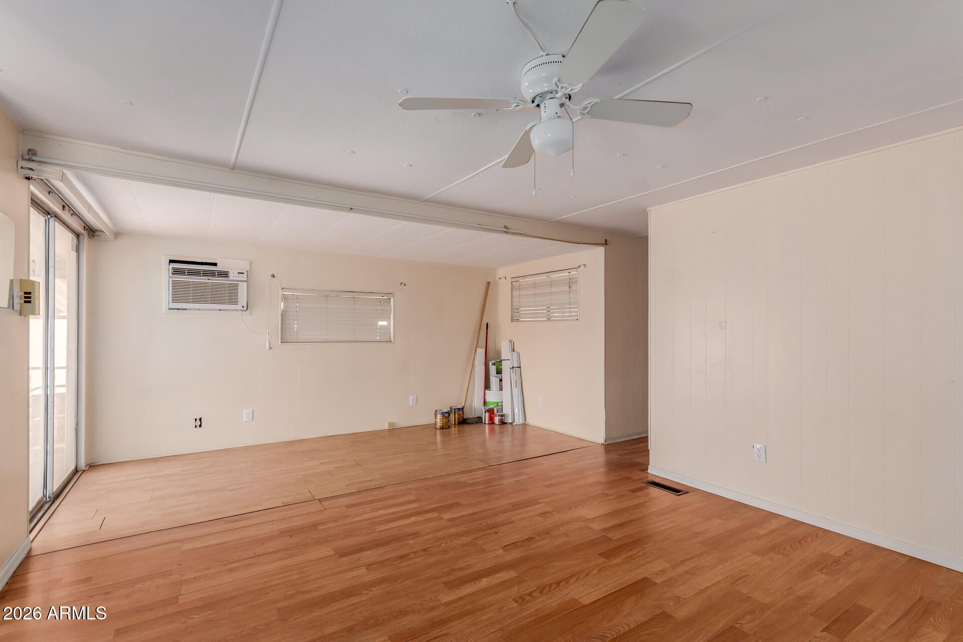 2434 E Main Street 123