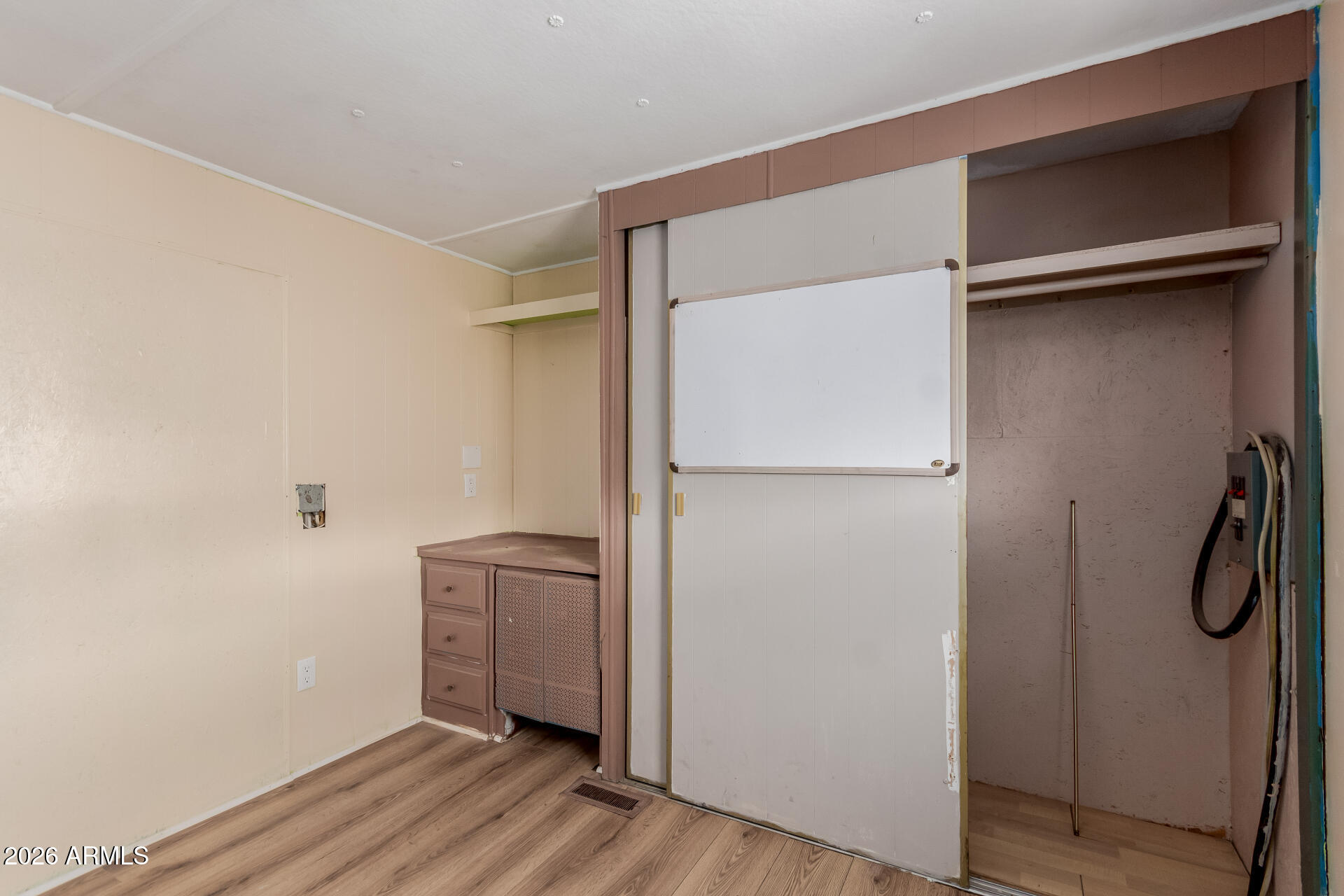 2434 E Main Street 123