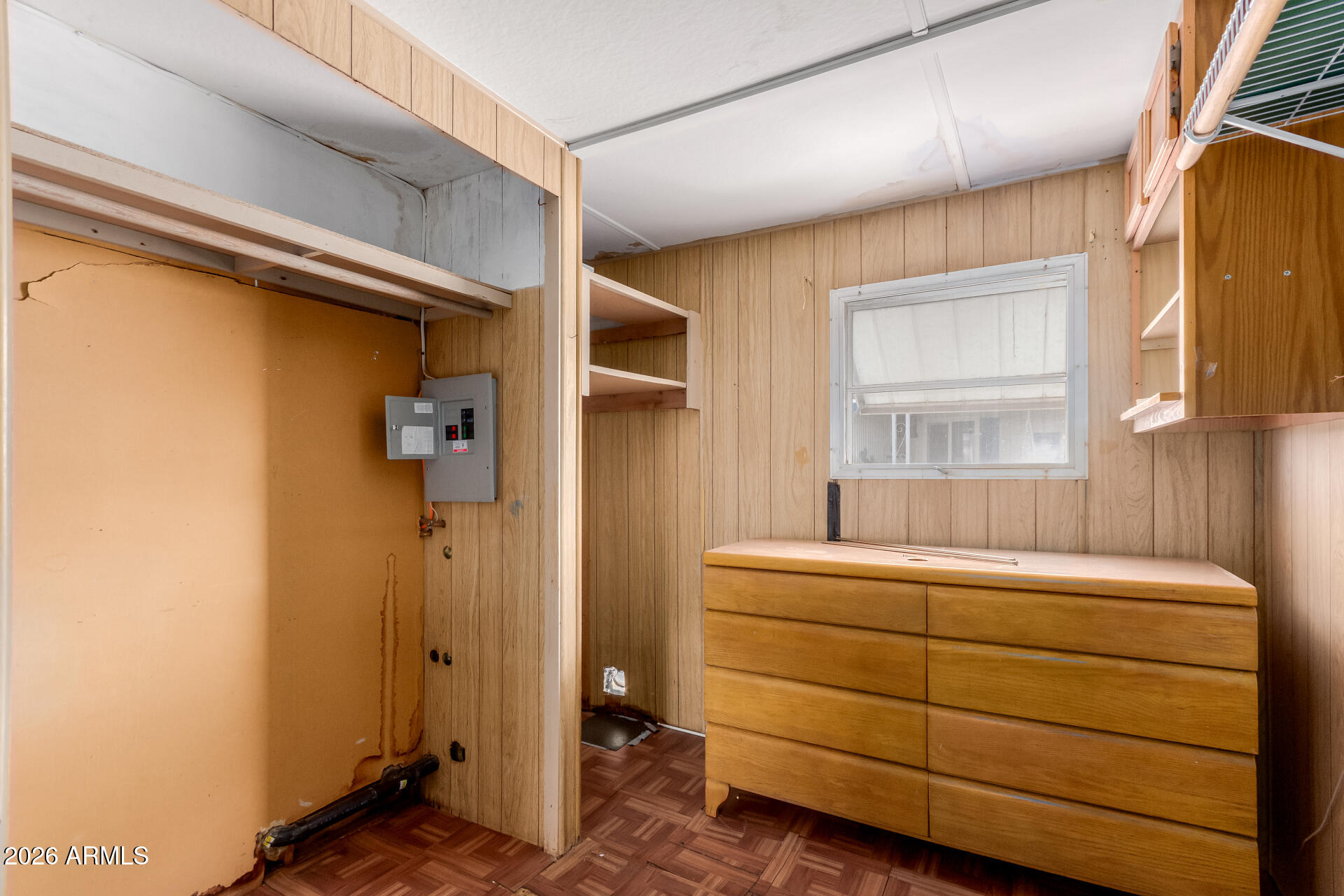 2434 E Main Street 123