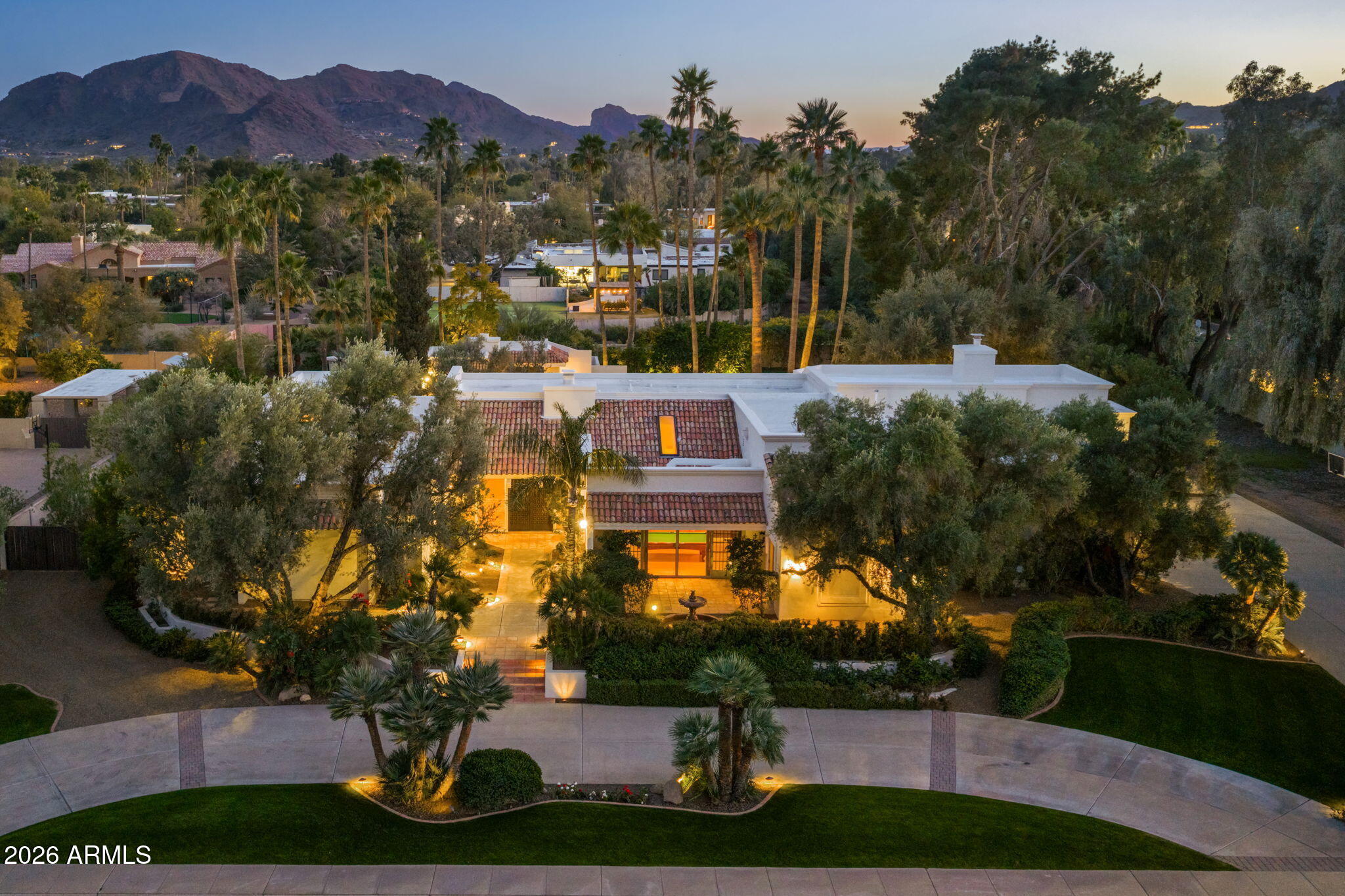 5225 E TURQUOISE Avenue