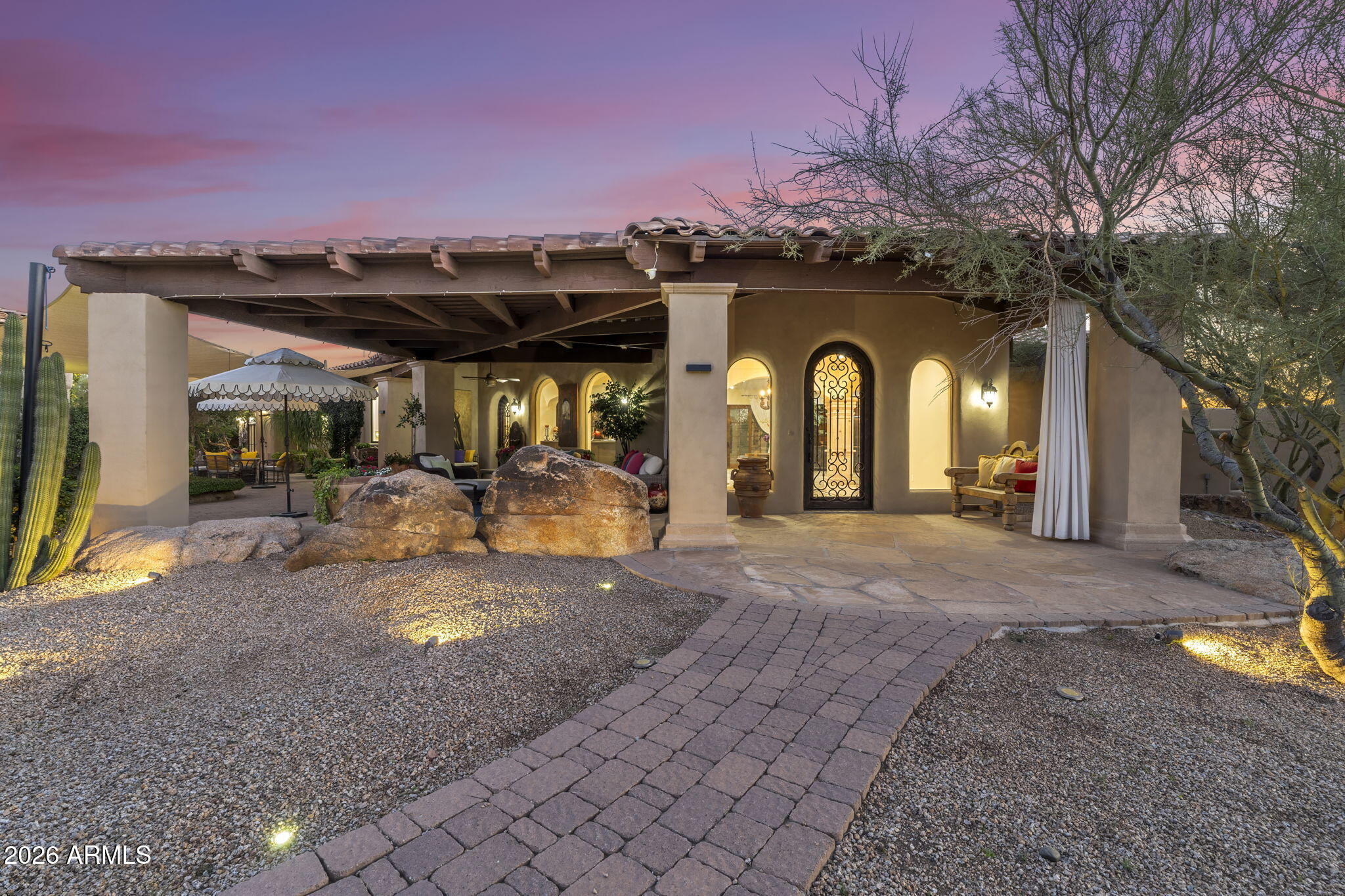 8449 E Dixileta Drive