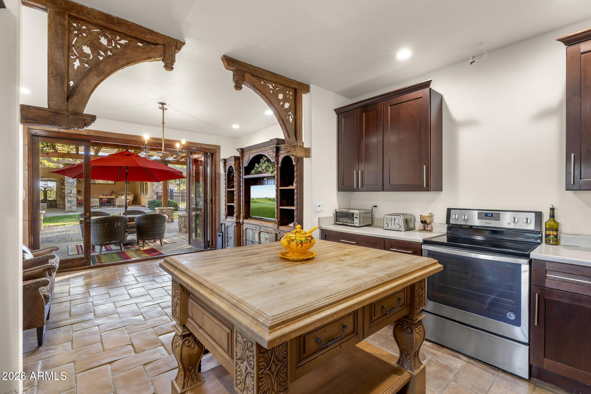 8449 E Dixileta Drive