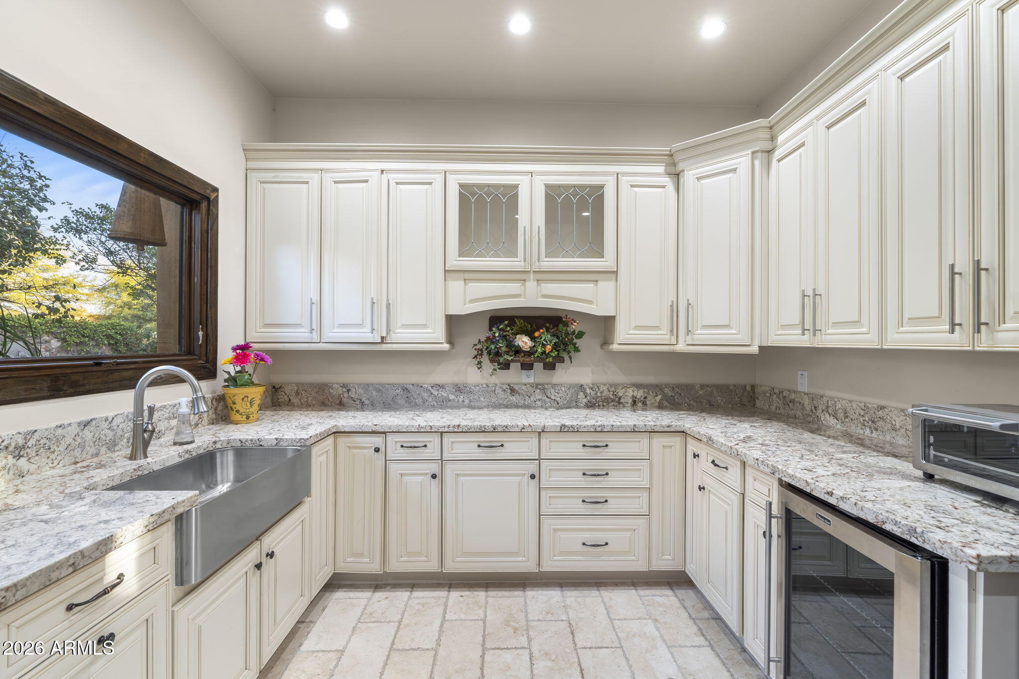 8449 E Dixileta Drive