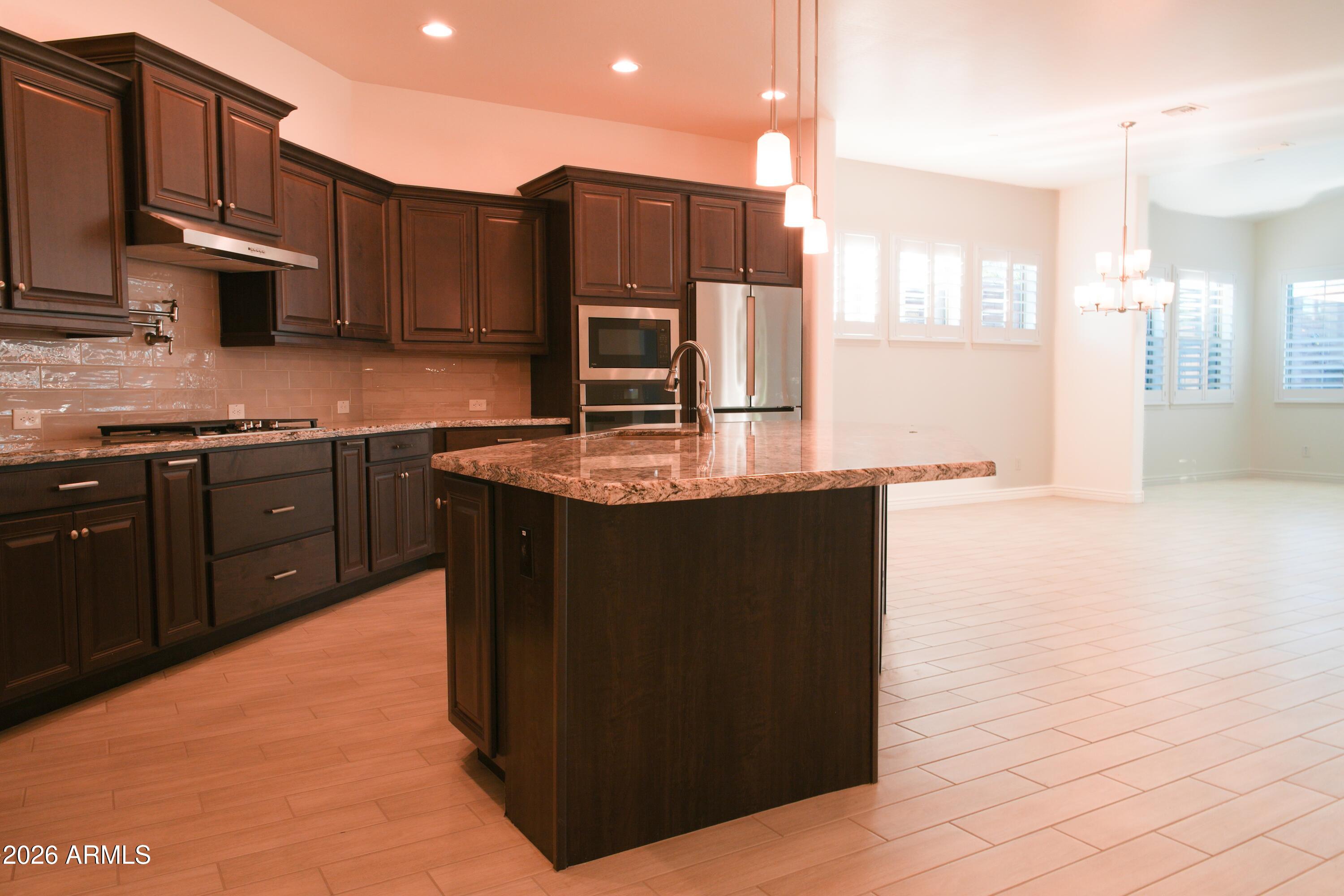 12224 W CREOSOTE Drive