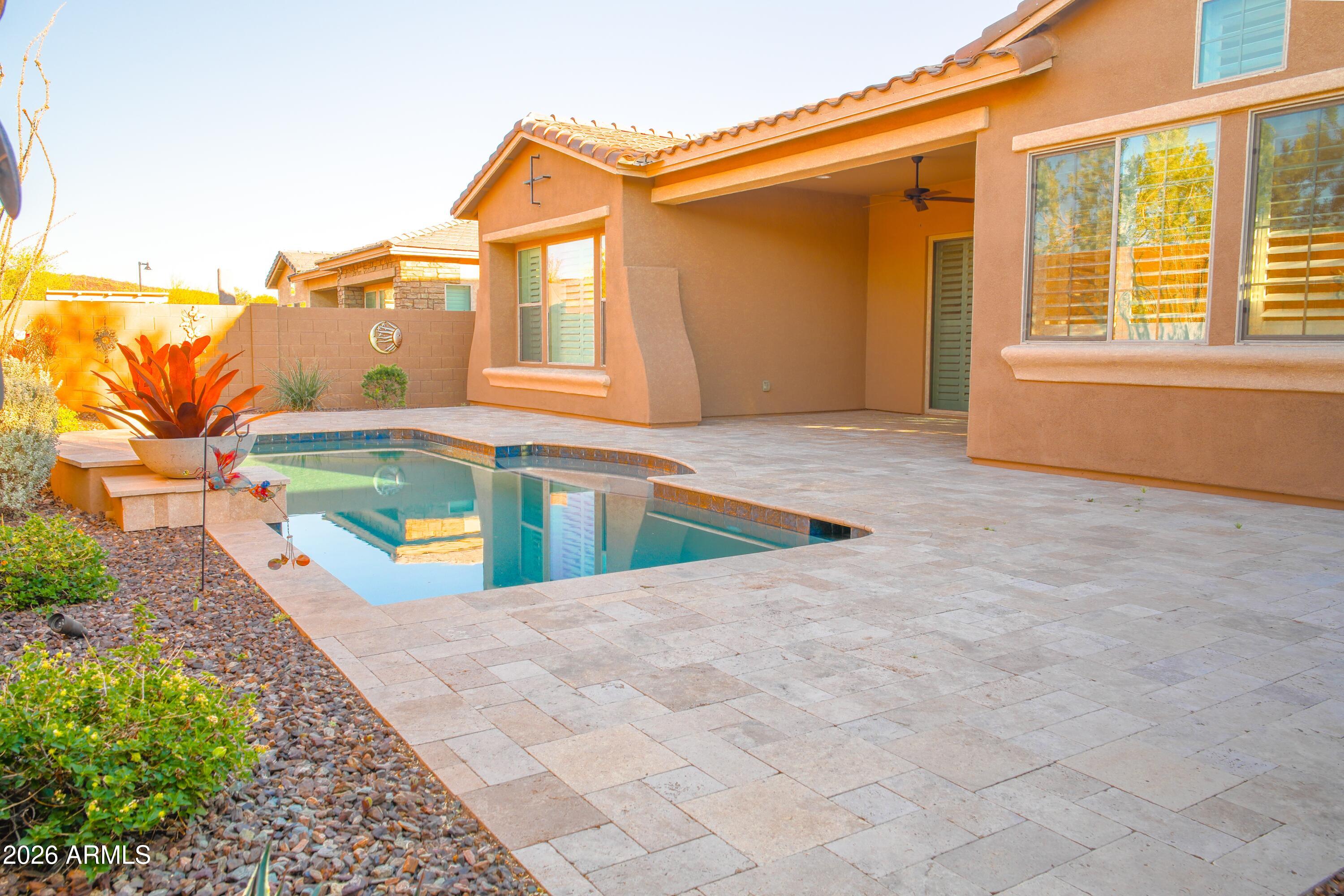 12224 W CREOSOTE Drive