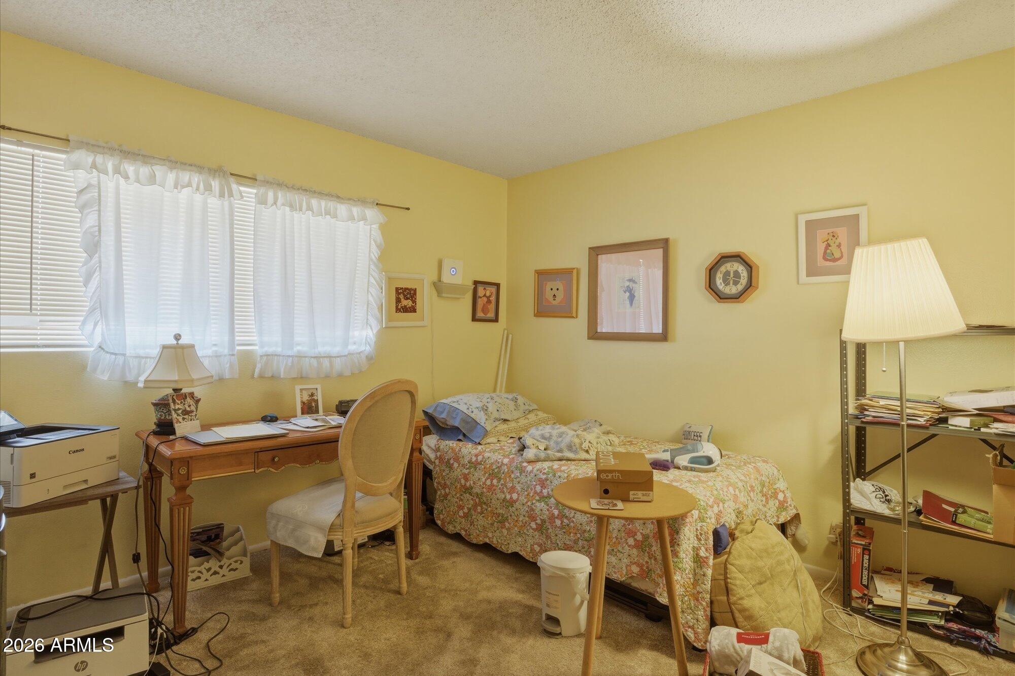 1320 E BETHANY HOME Road 86