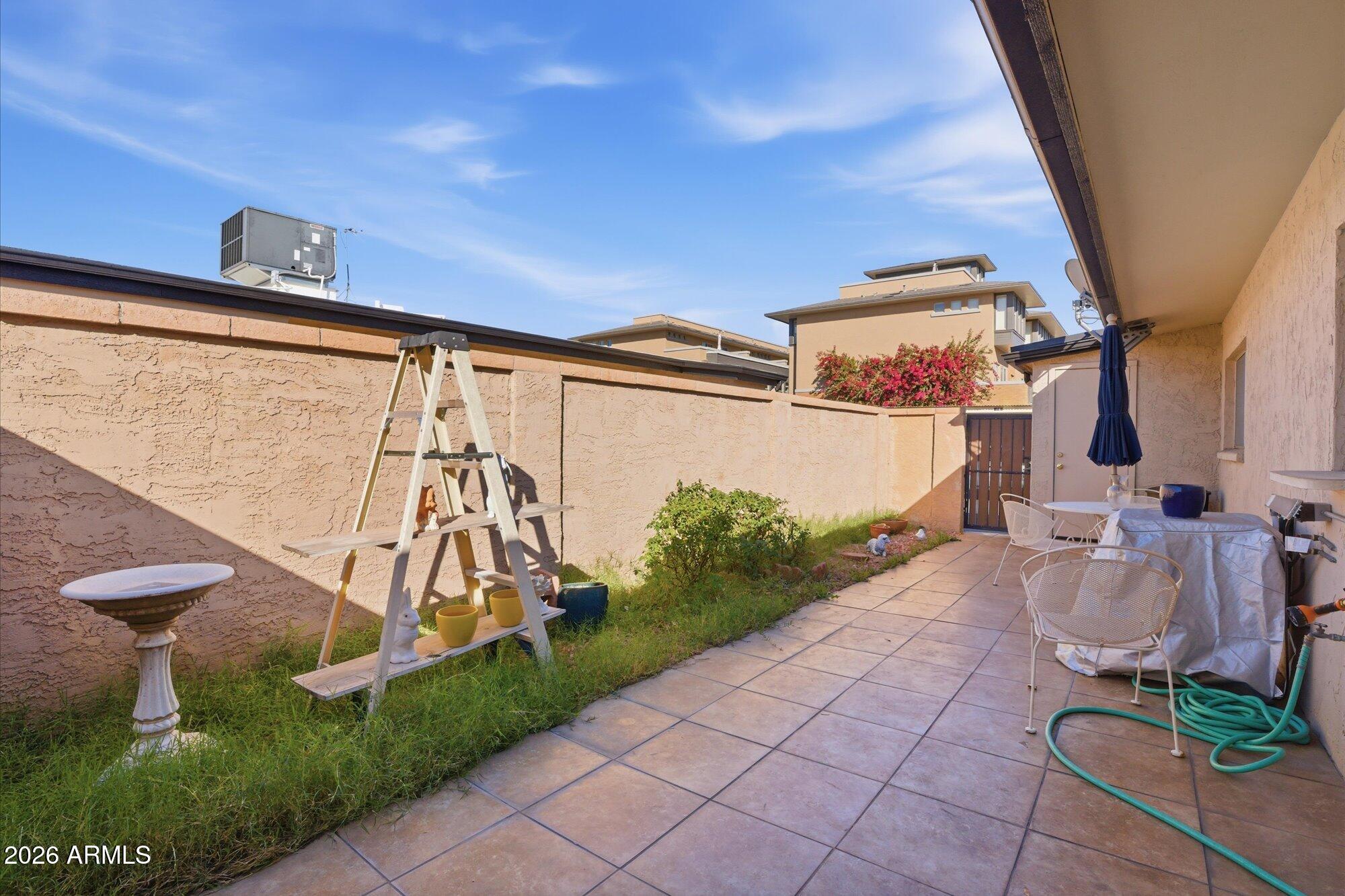 1320 E BETHANY HOME Road 86