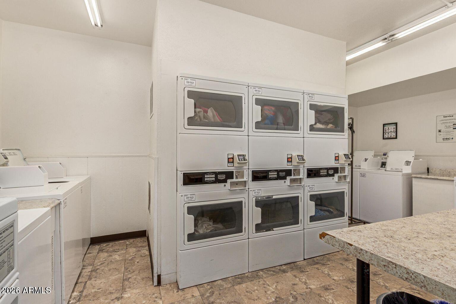 1320 E BETHANY HOME Road 86