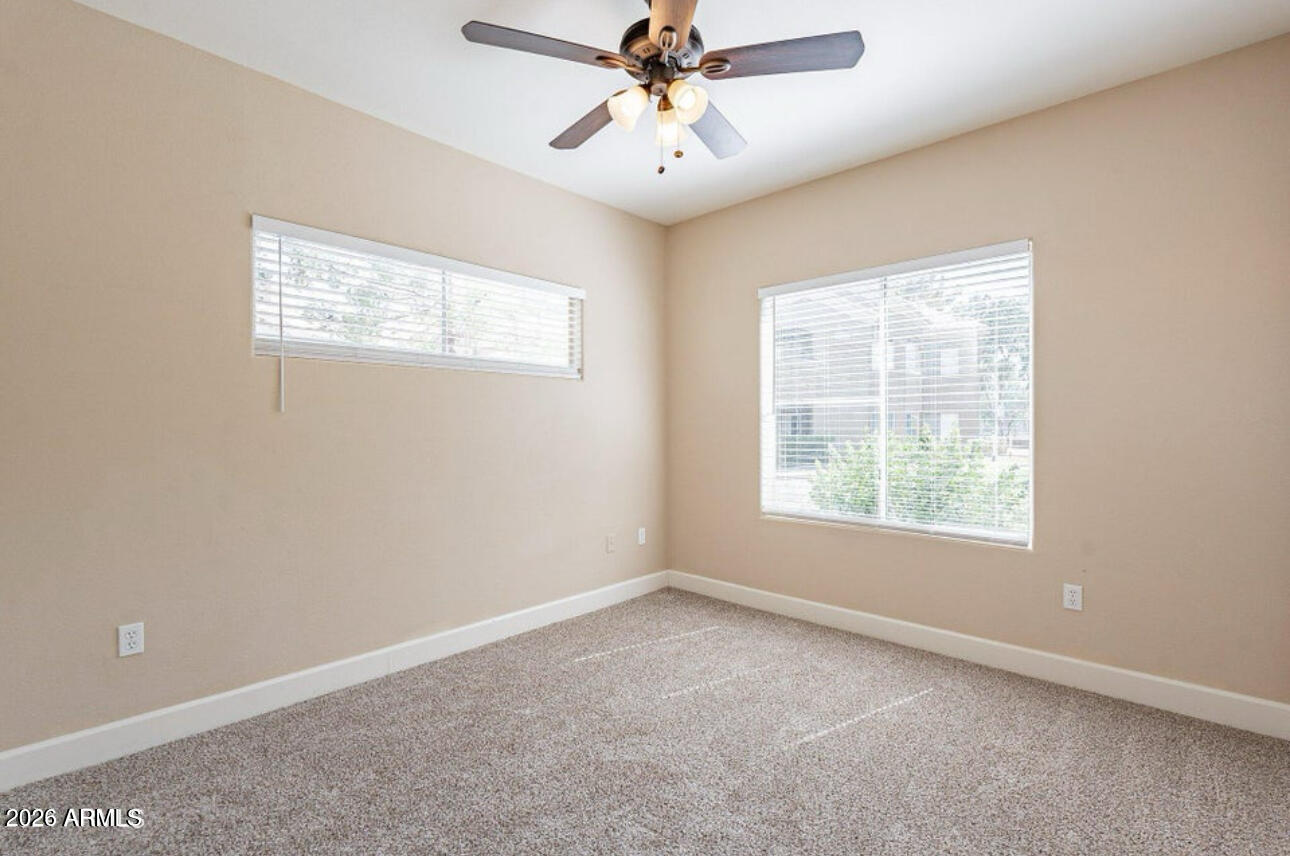 5335 E Shea Boulevard 1042